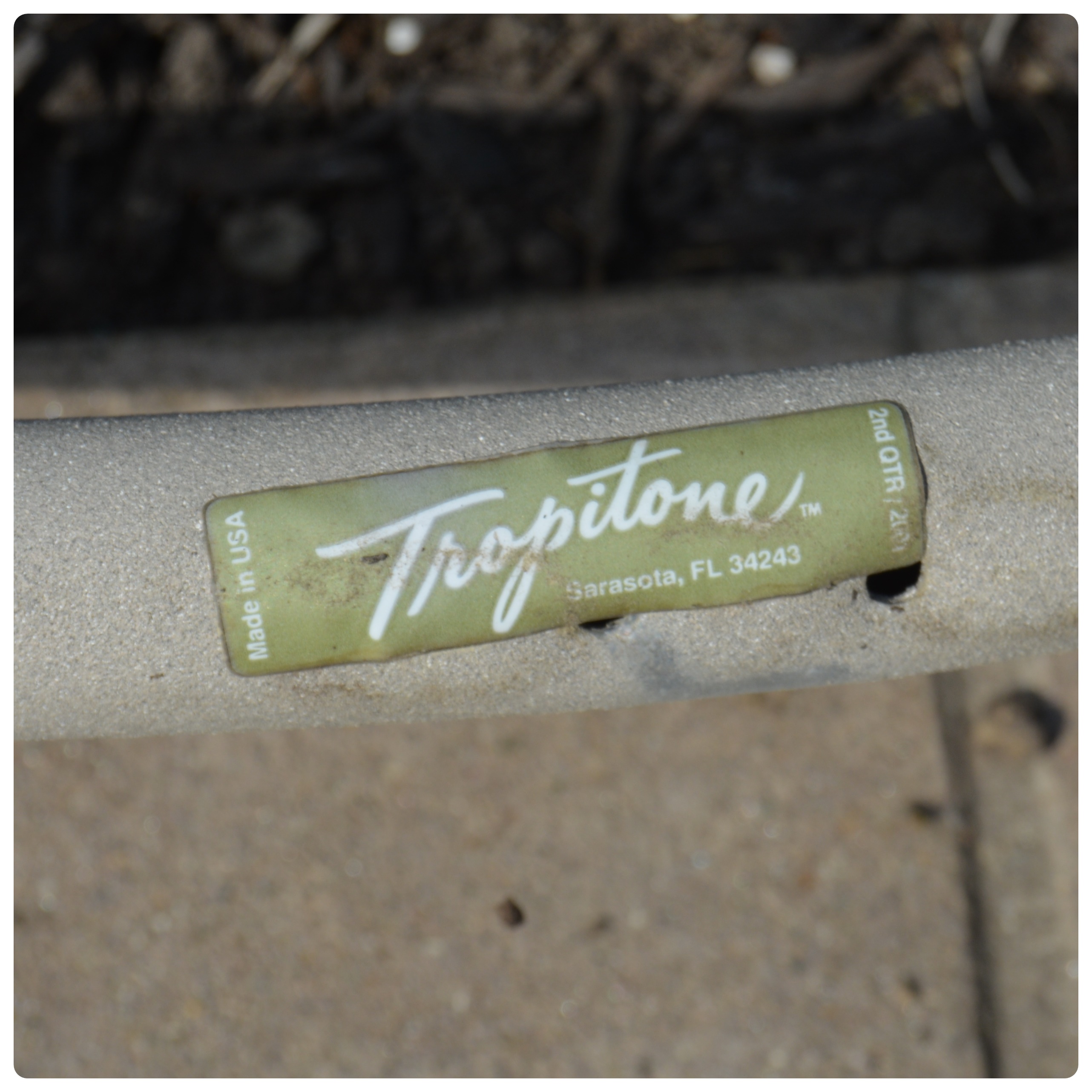 Tropitone Patio Lounge Chairs and Table