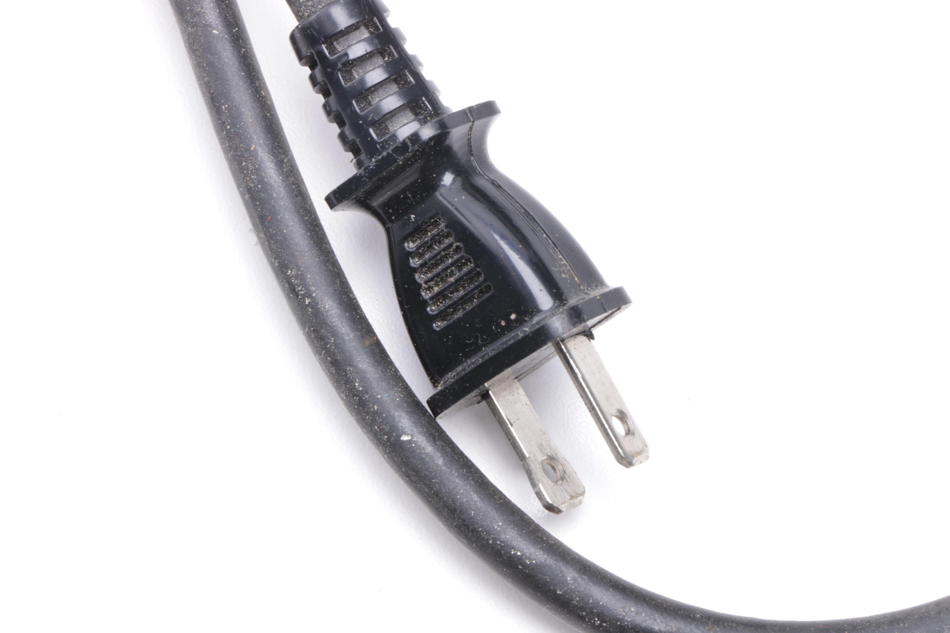 Makita Corded Power Tools Including Saws, a Disc Grinder, and Hand-Held Sanders