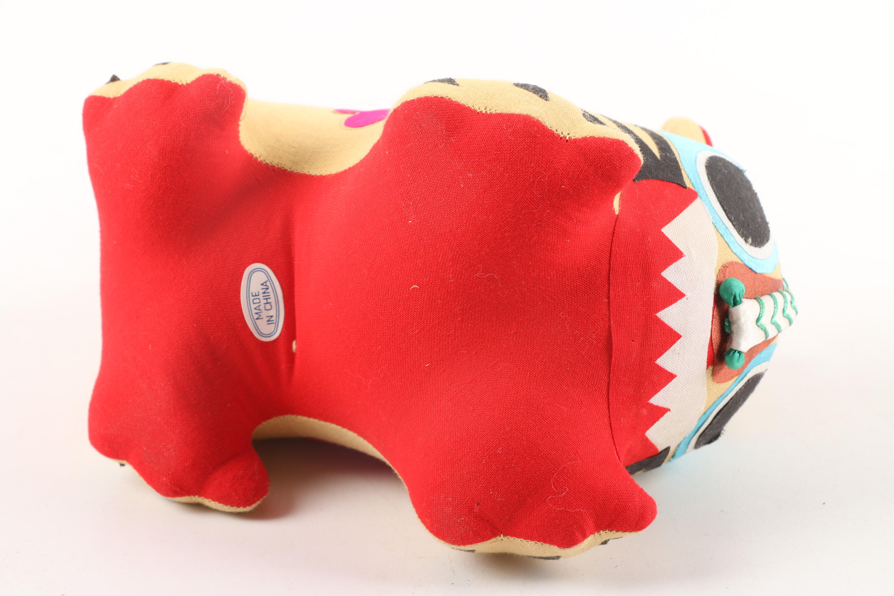 Chinese Stuffed Mouse and Mexican Huichol Style Yarn Wrapped Art Pottery Bird