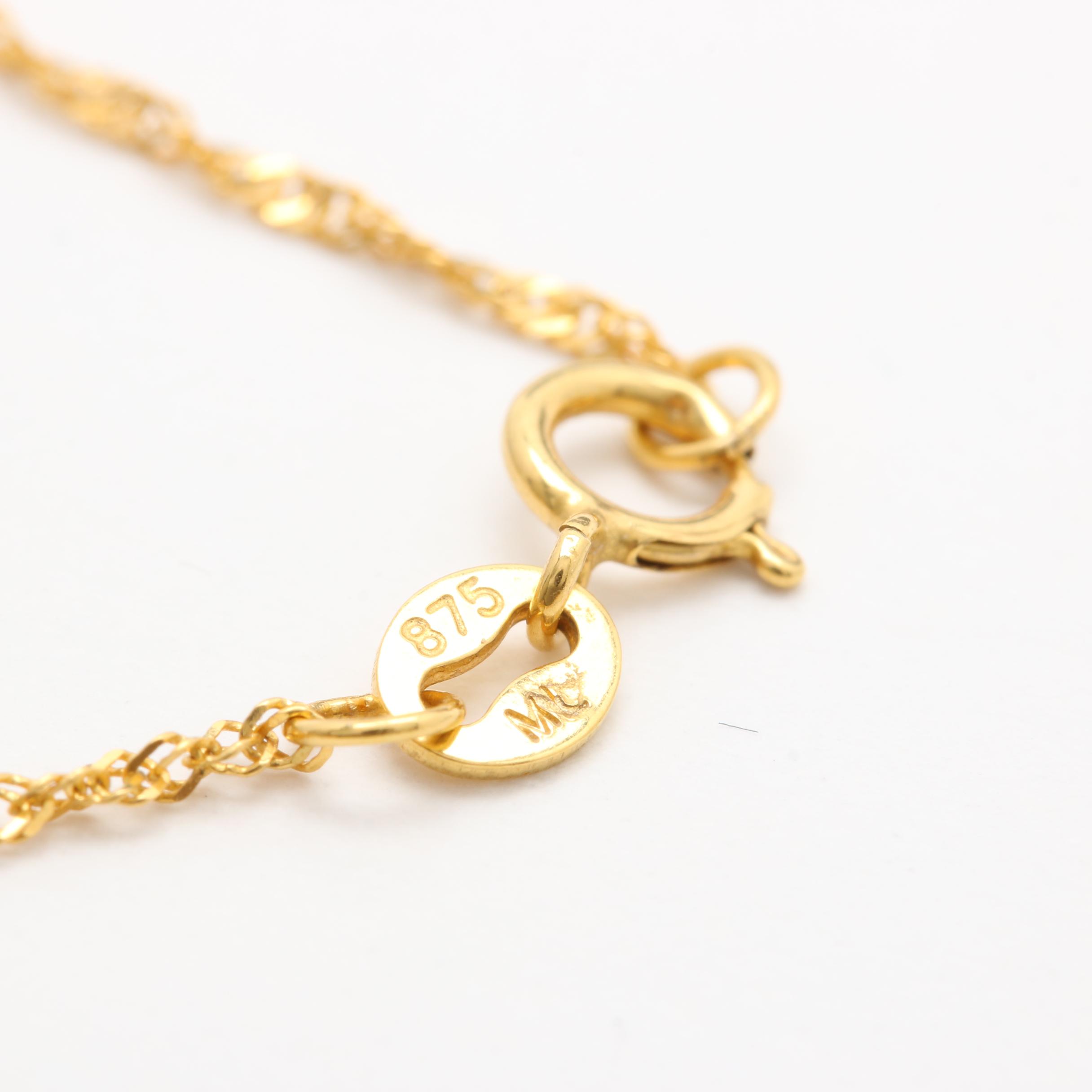 18K Yellow Gold Pendant Necklace and Earrings