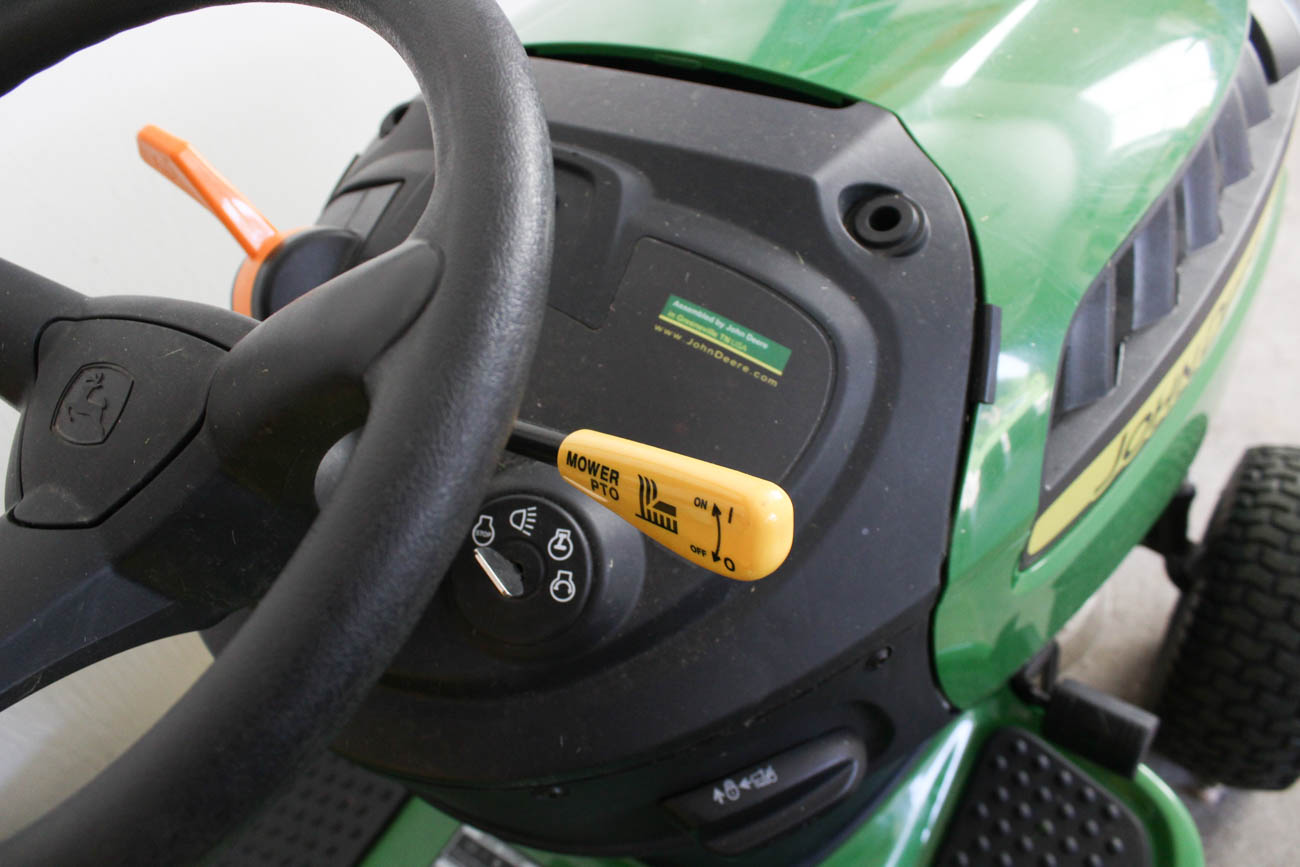 John Deere "D125" Riding Lawn Mower with Bagger Attachment Frame