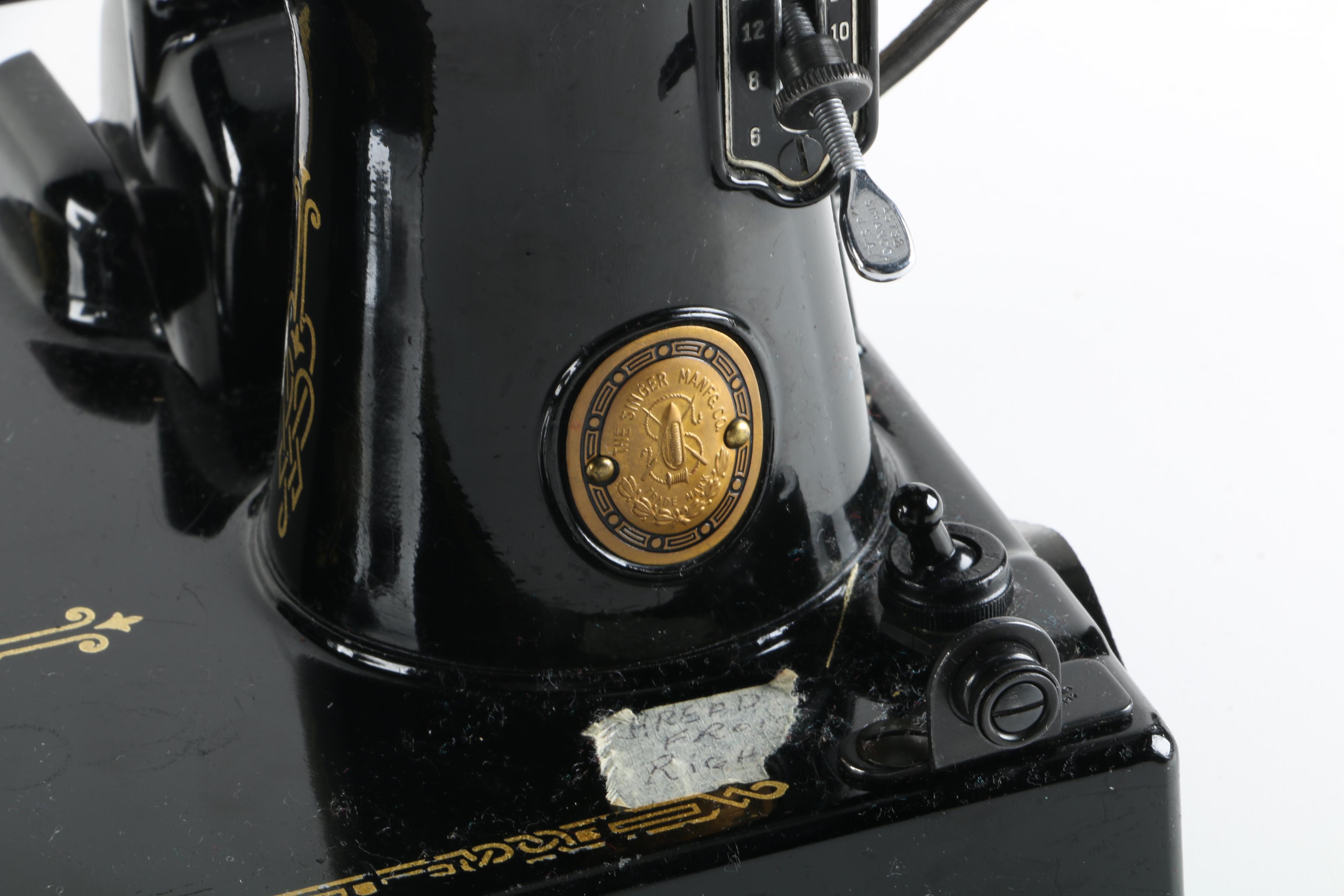 Vintage Singer Featherweight Sewing Machine