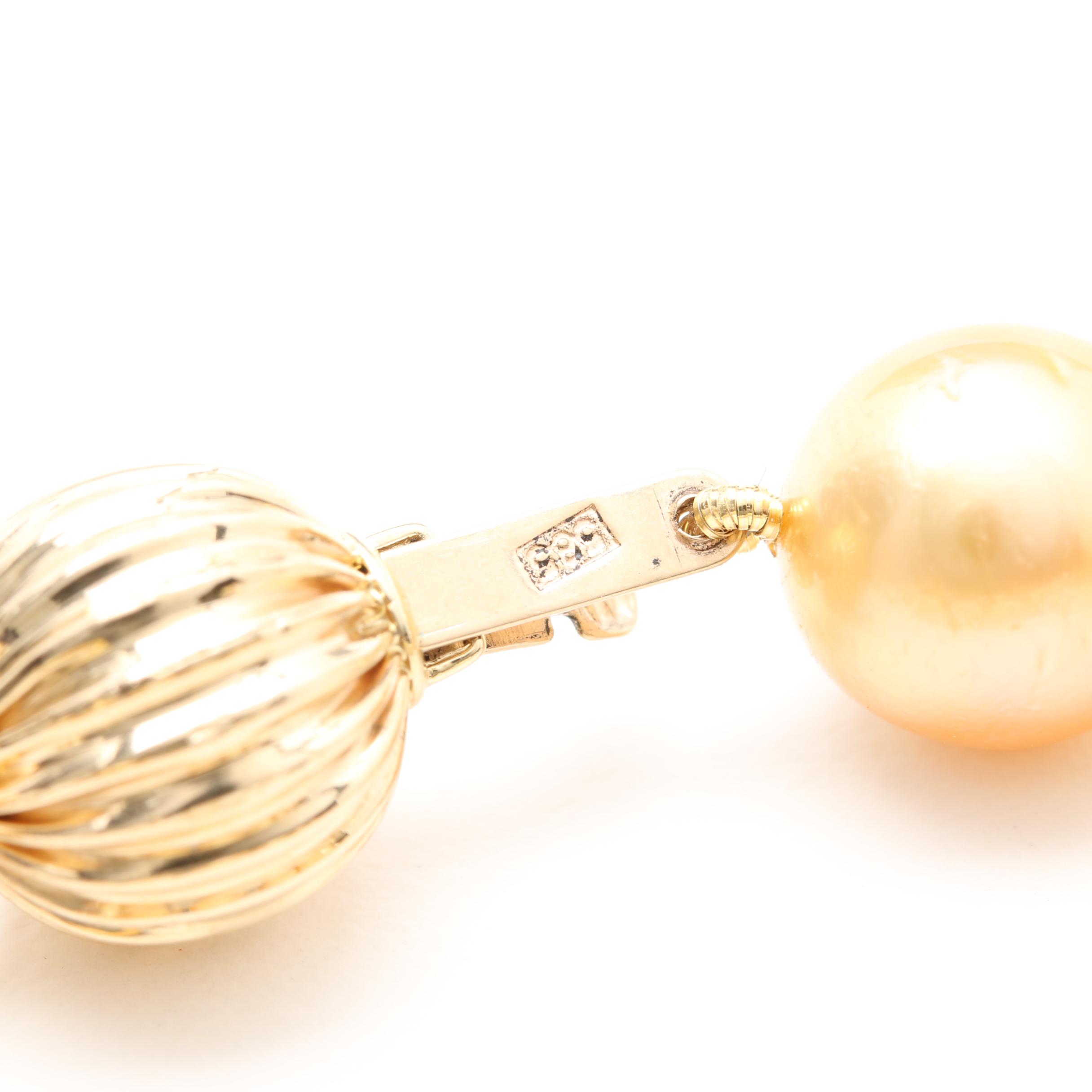 14K Yellow Gold Cultured Pearl Graduated Strand Necklace