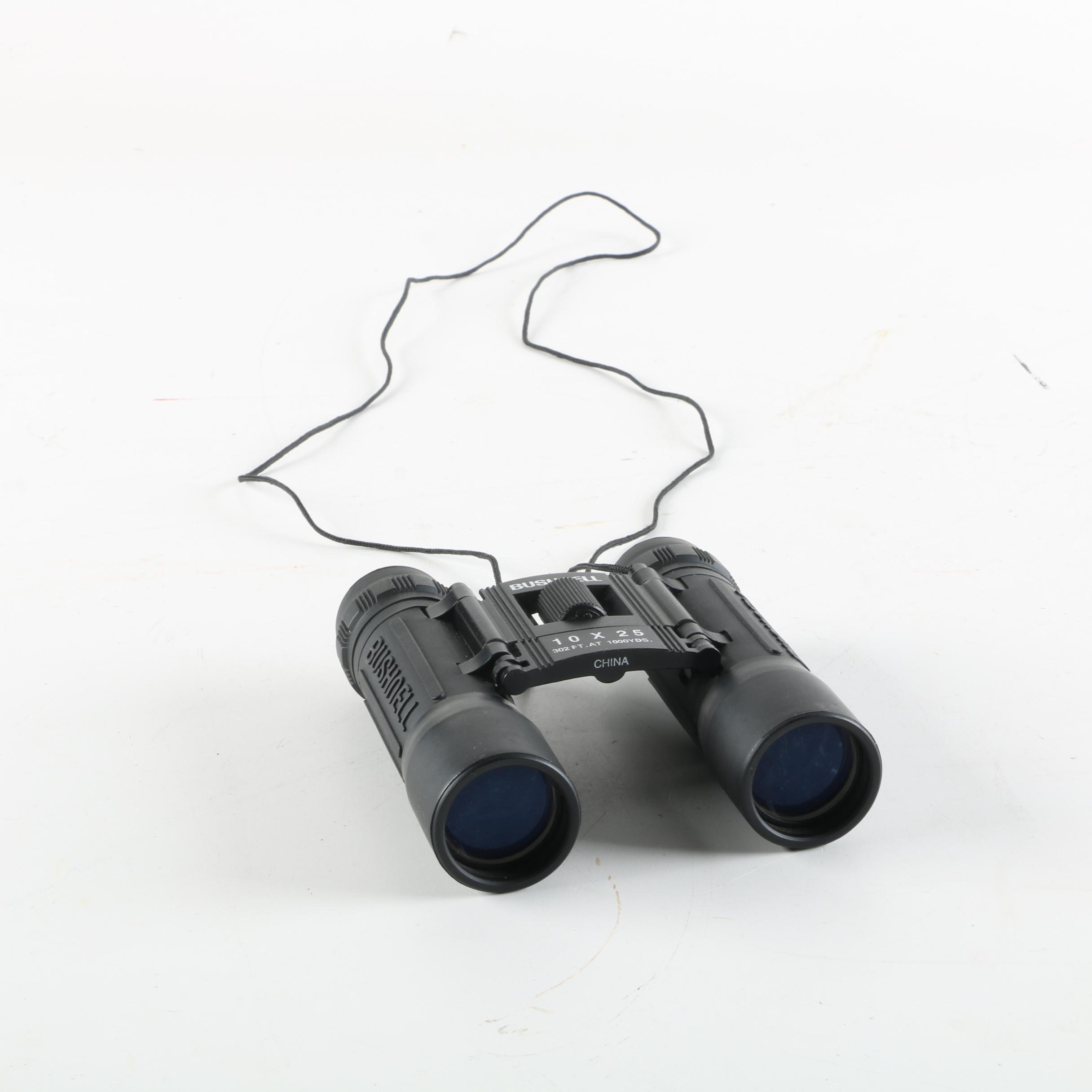Bushnell 10 x 25 Binoculars with Case