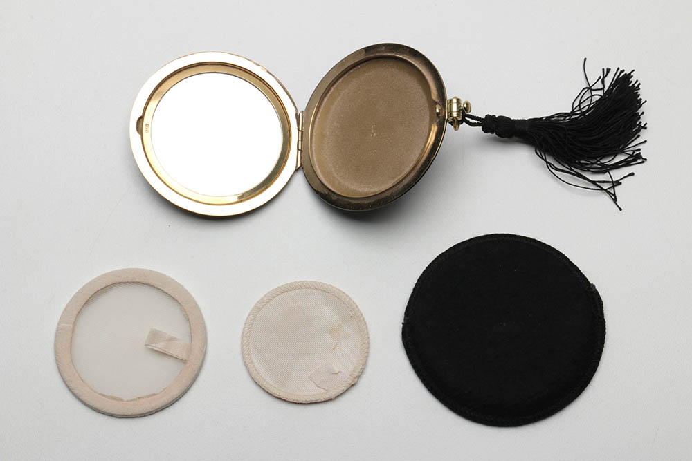 Vintage Gucci GG Supreme Canvas Pouch and Other Accessories