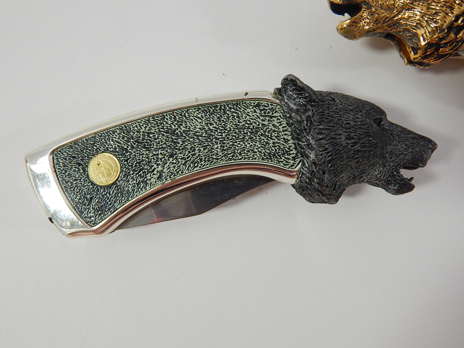 Franklin Mint Collectors Knives with Timber Wolf, Colt Revolver, Moose