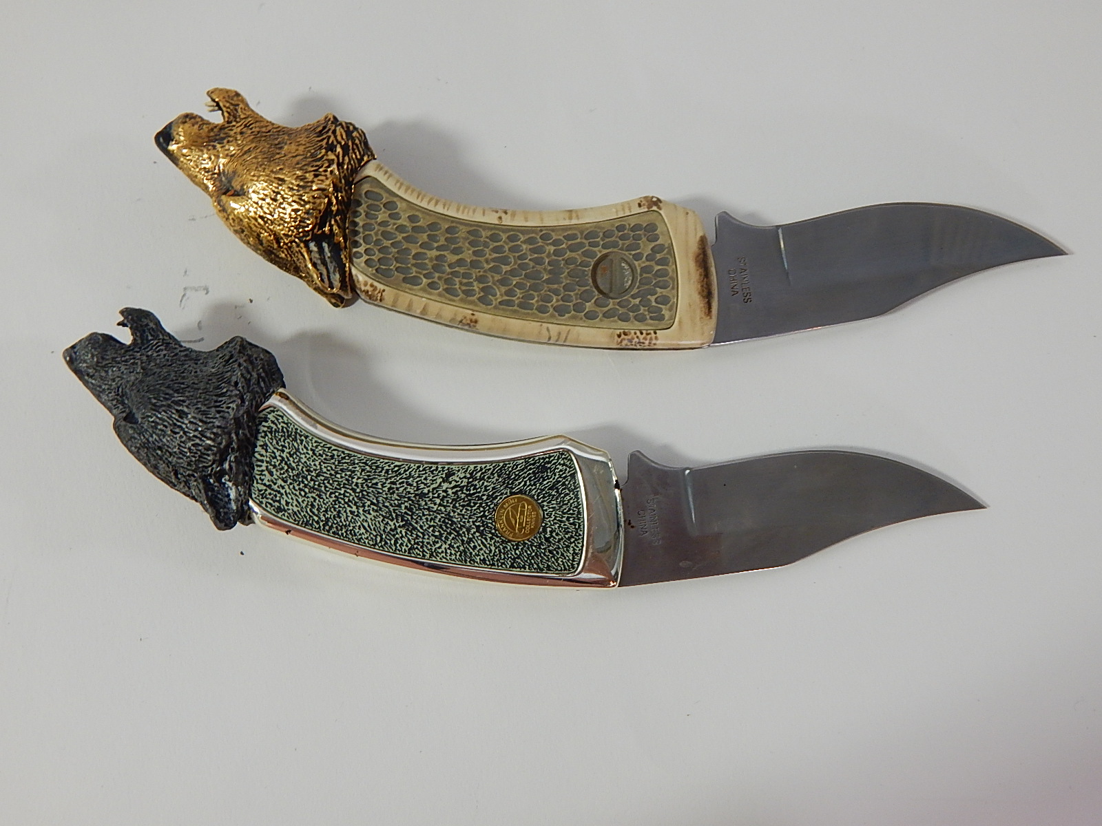 Franklin Mint Collectors Knives with Timber Wolf, Colt Revolver, Moose