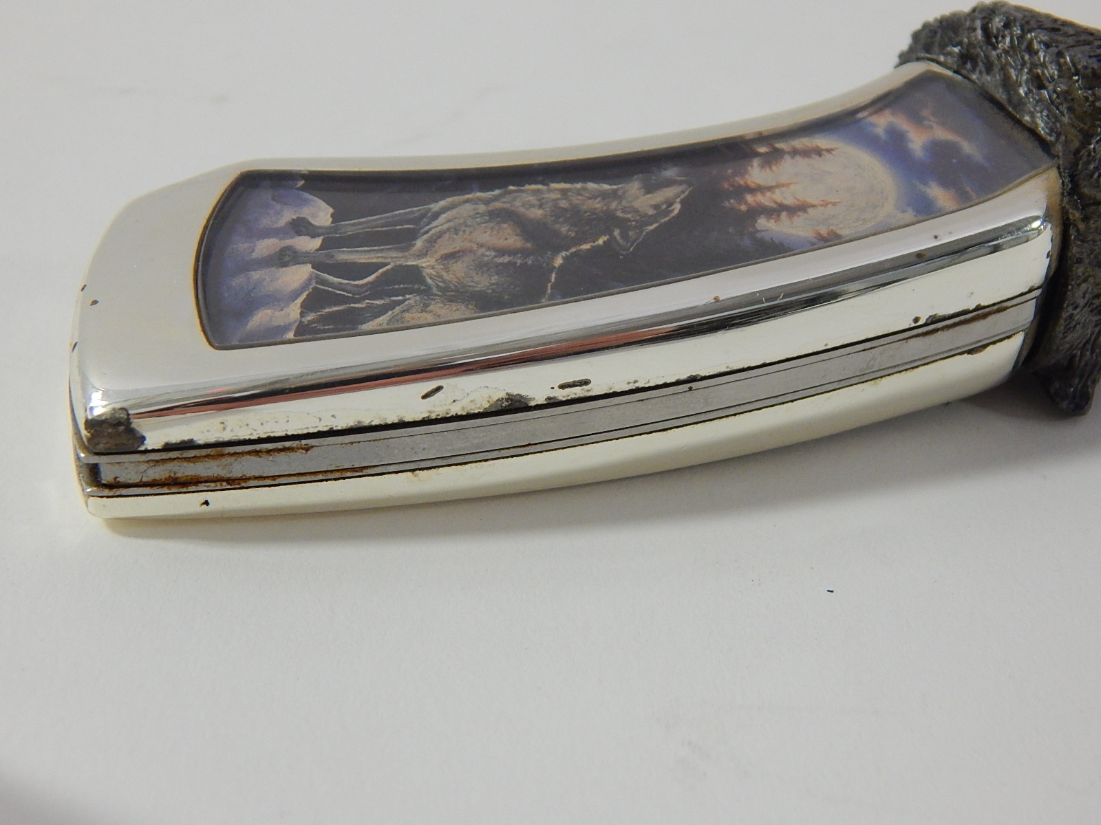 Franklin Mint Collectors Knives with Timber Wolf, Colt Revolver, Moose