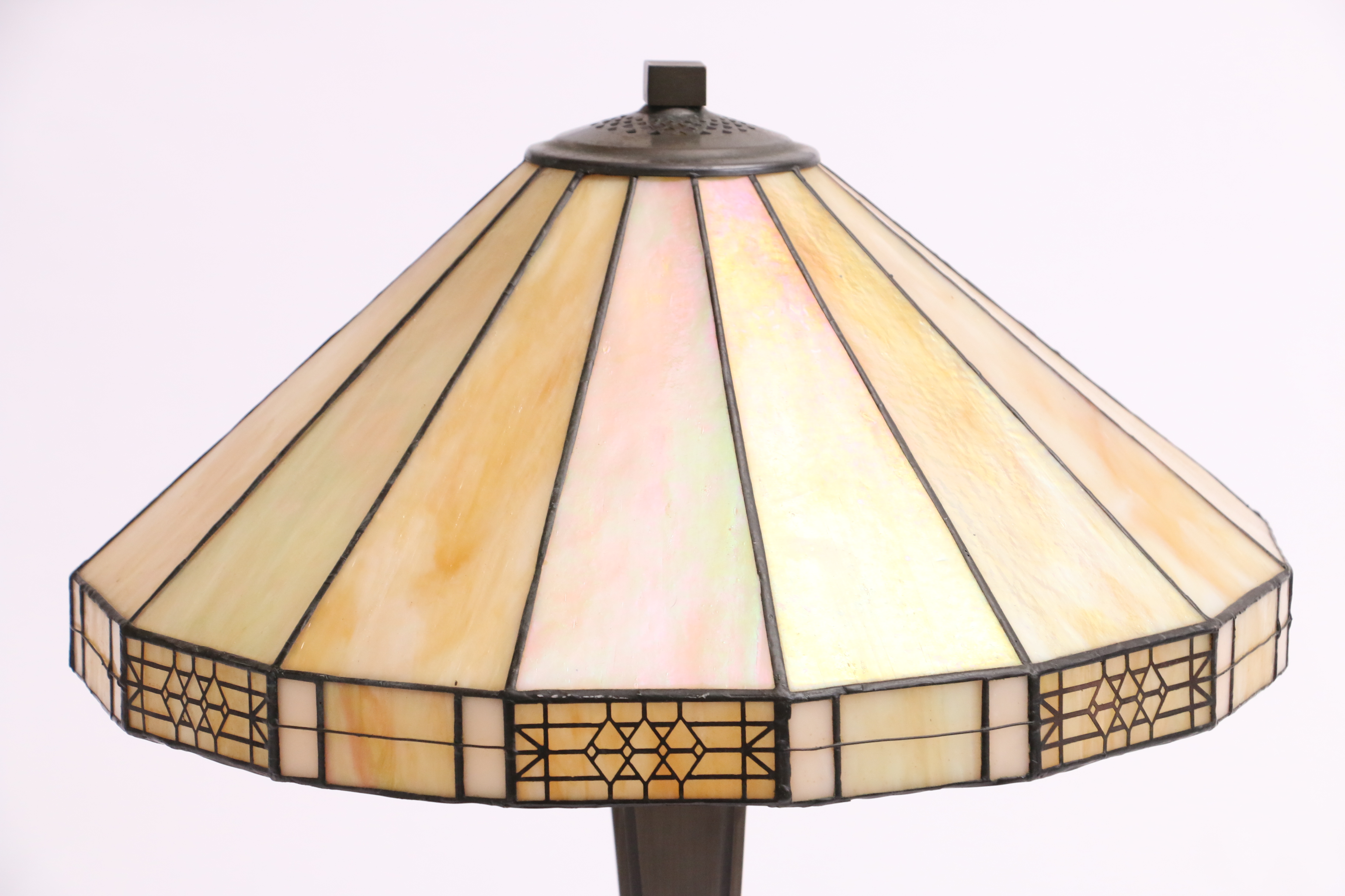 Dale Tiffany Stained Glass Table Lamp