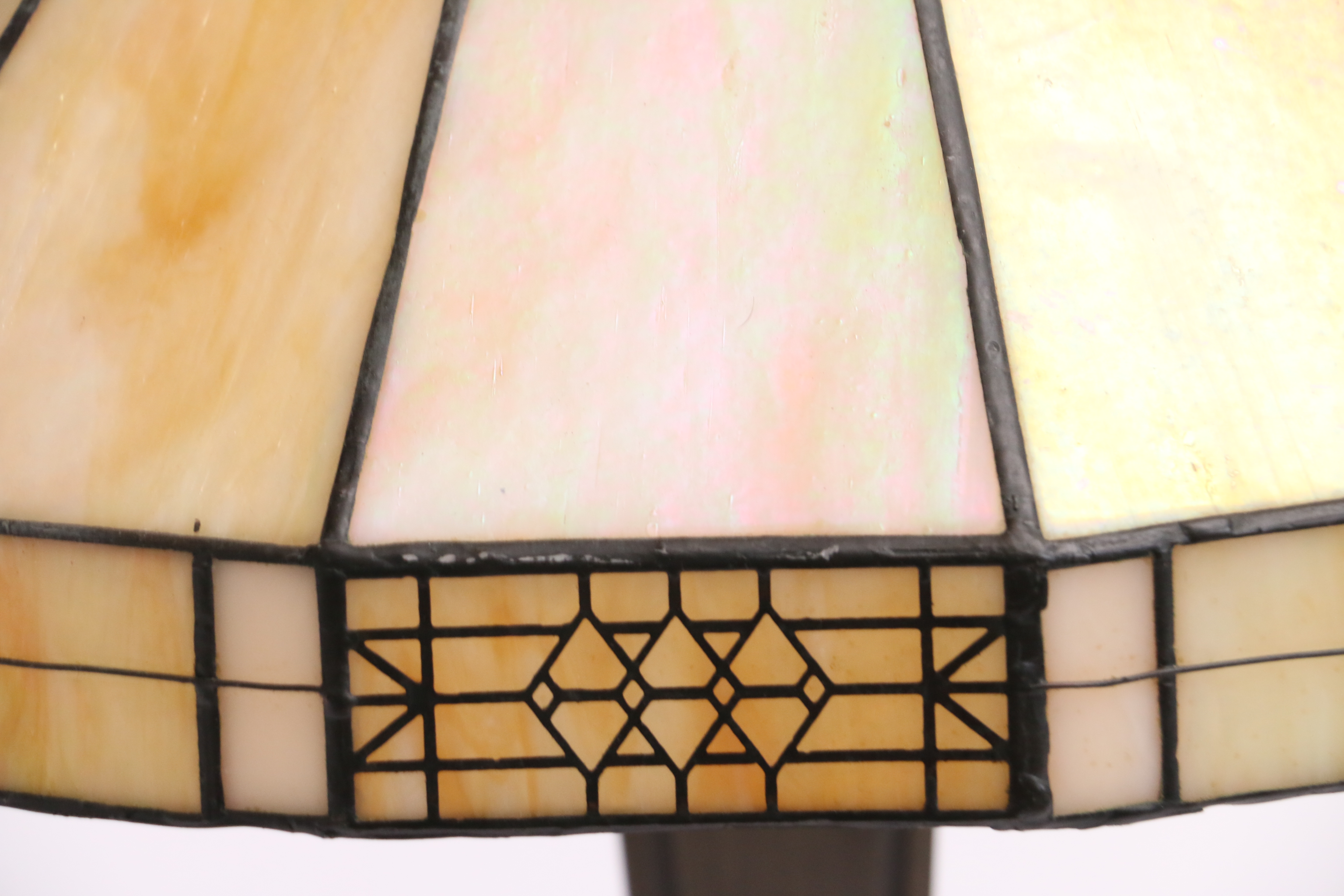 Dale Tiffany Stained Glass Table Lamp