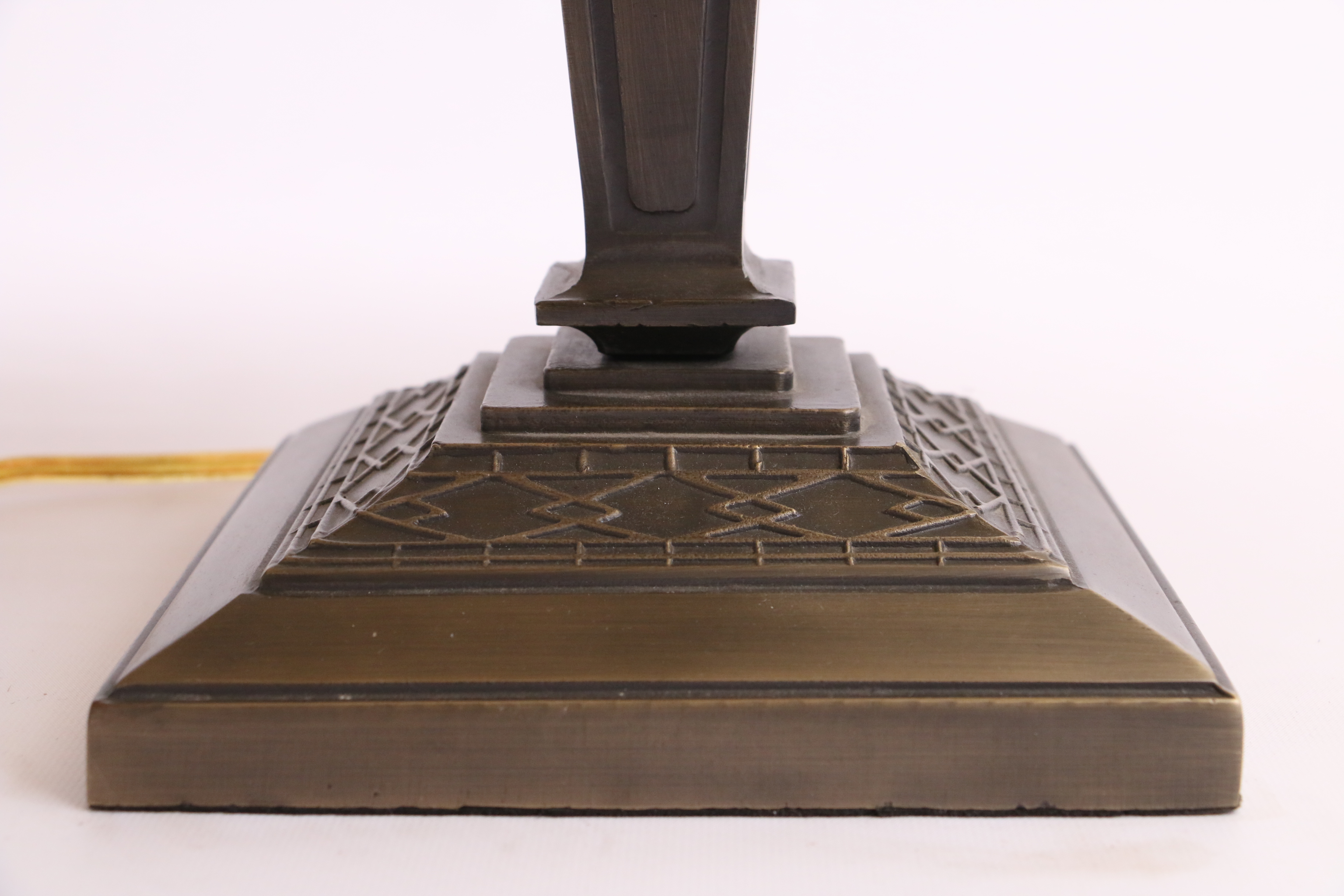 Dale Tiffany Stained Glass Table Lamp