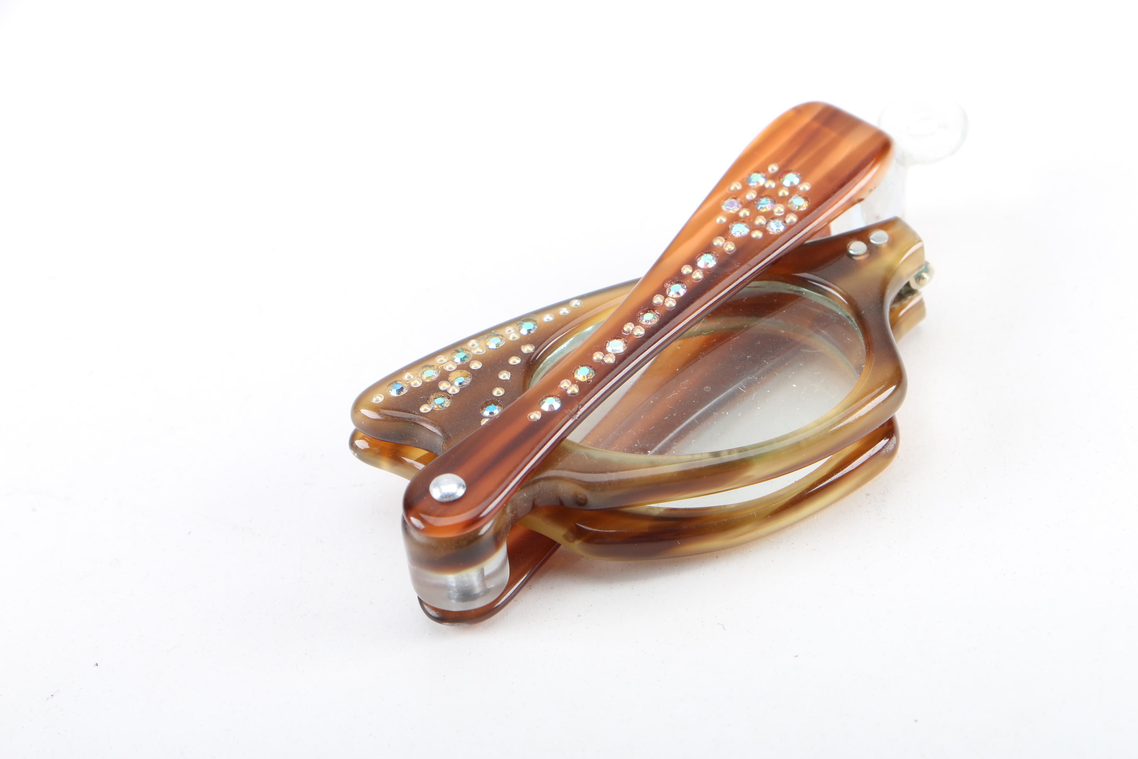 Vintage Vanity Accessories and Readers