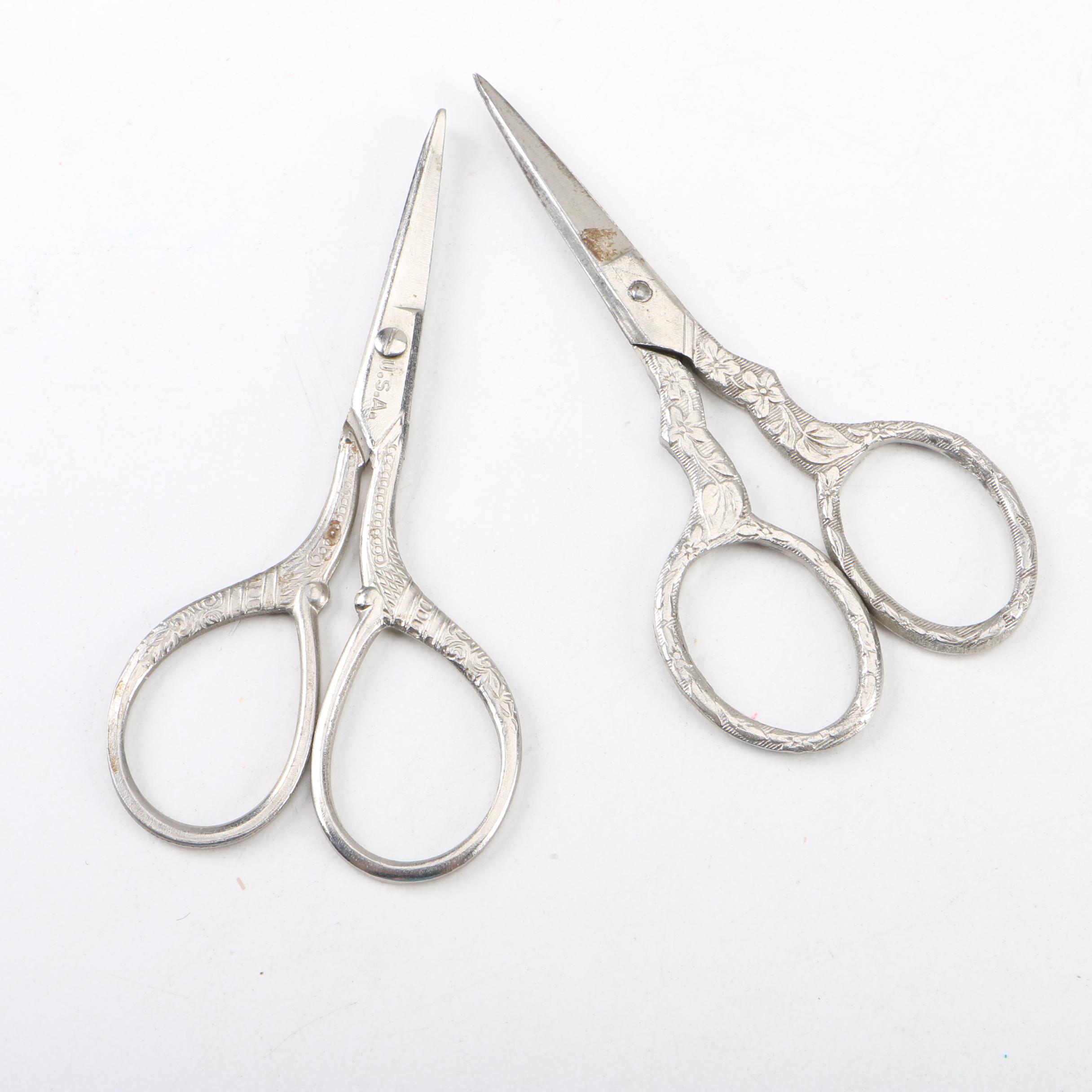 Vintage Vanity Accessories and Readers