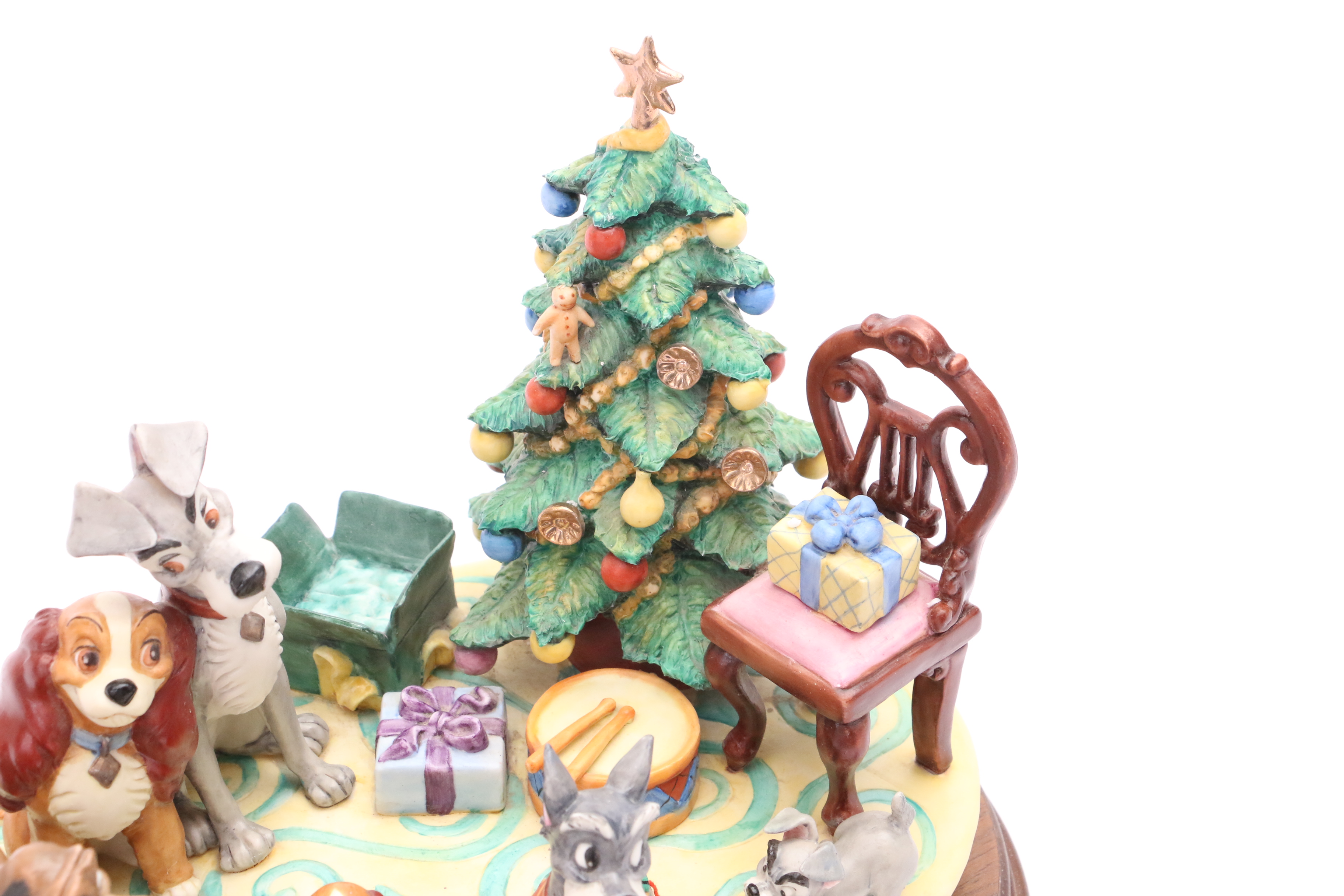 Lady & the Tramp Capodimonte Laurenz Disney Sculpture