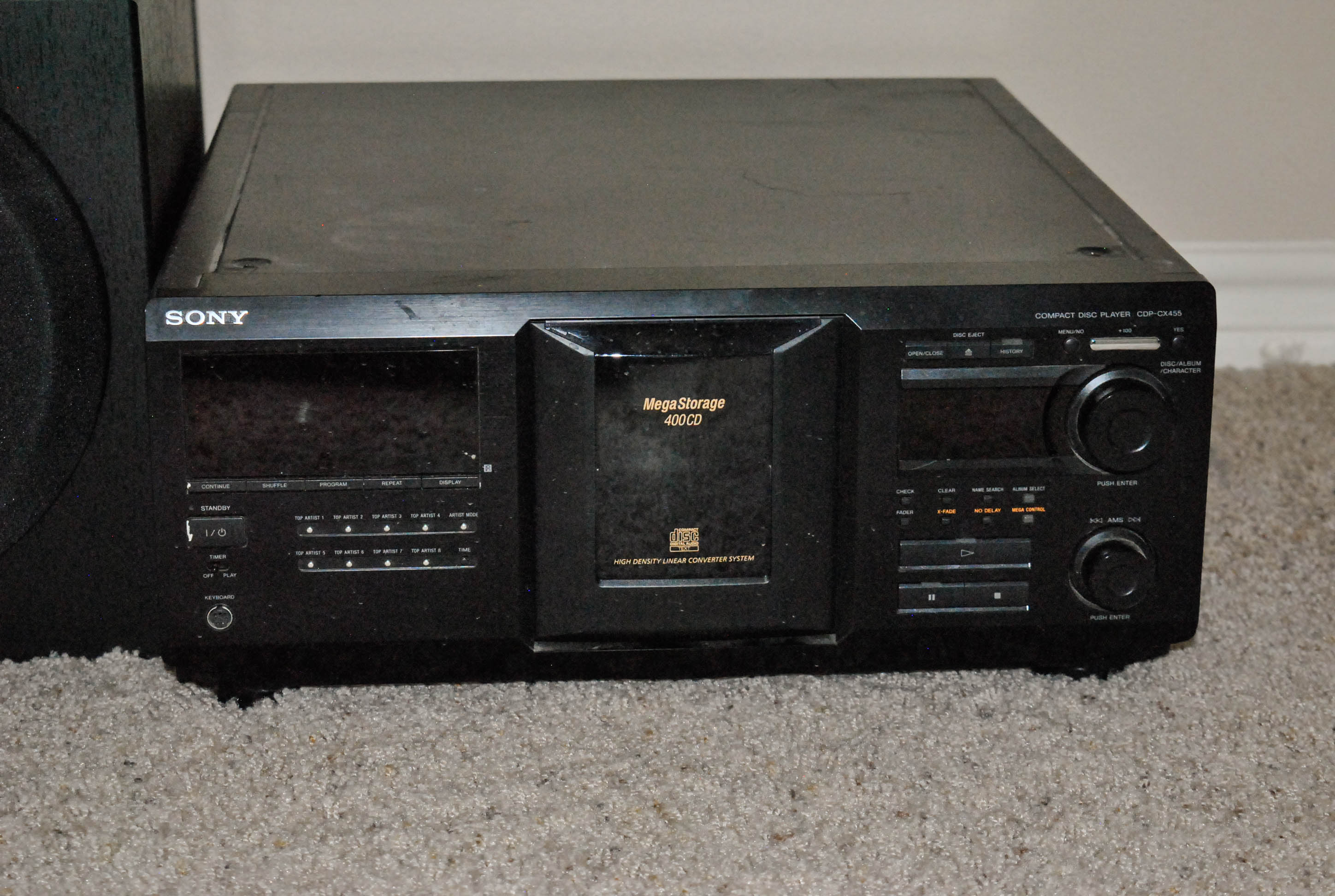 Sony 400-Disc MegaStorage CD Changer with Yamaha Subwoofer