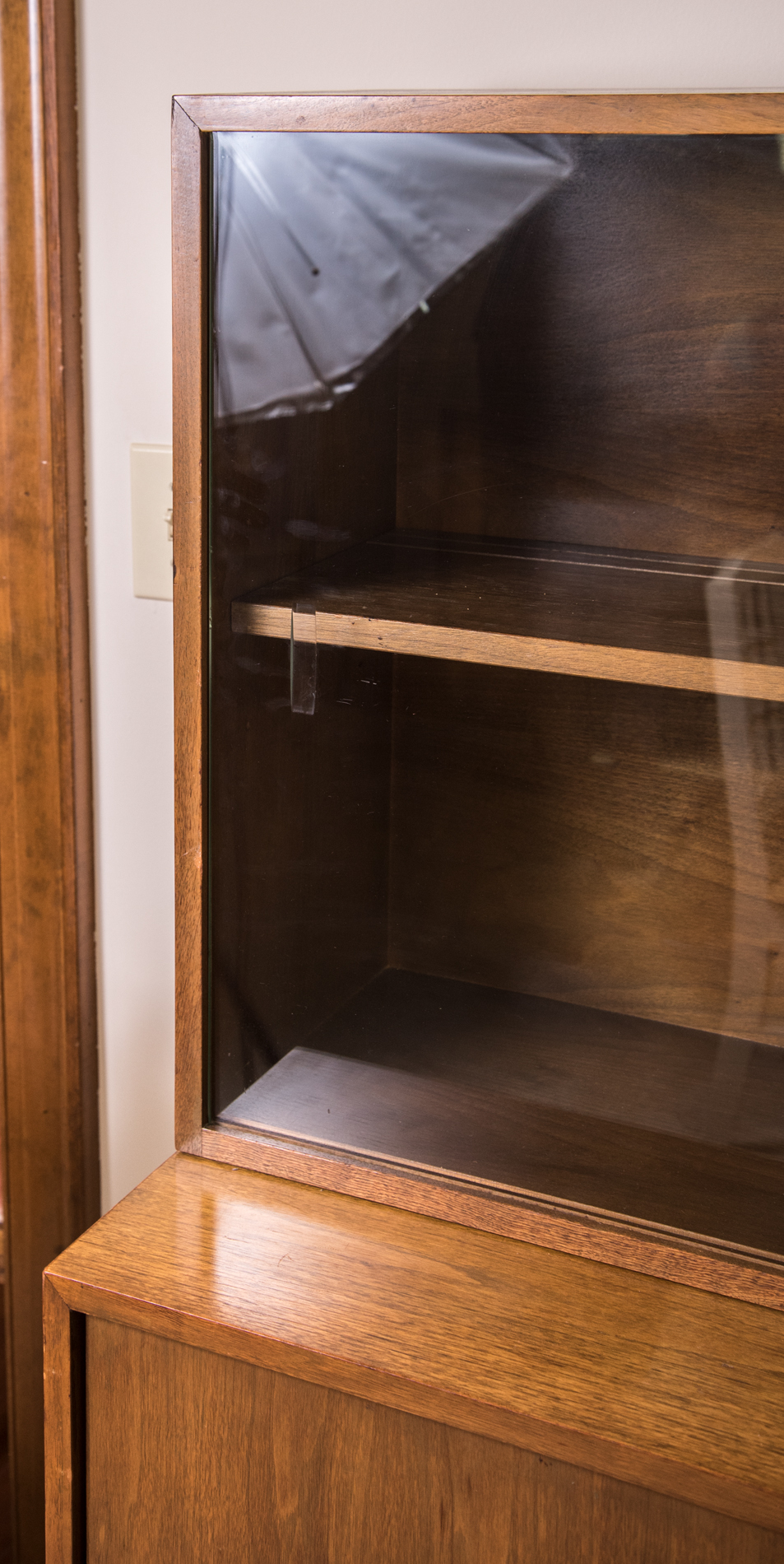 Mid- Century Modern Dining Hutch.