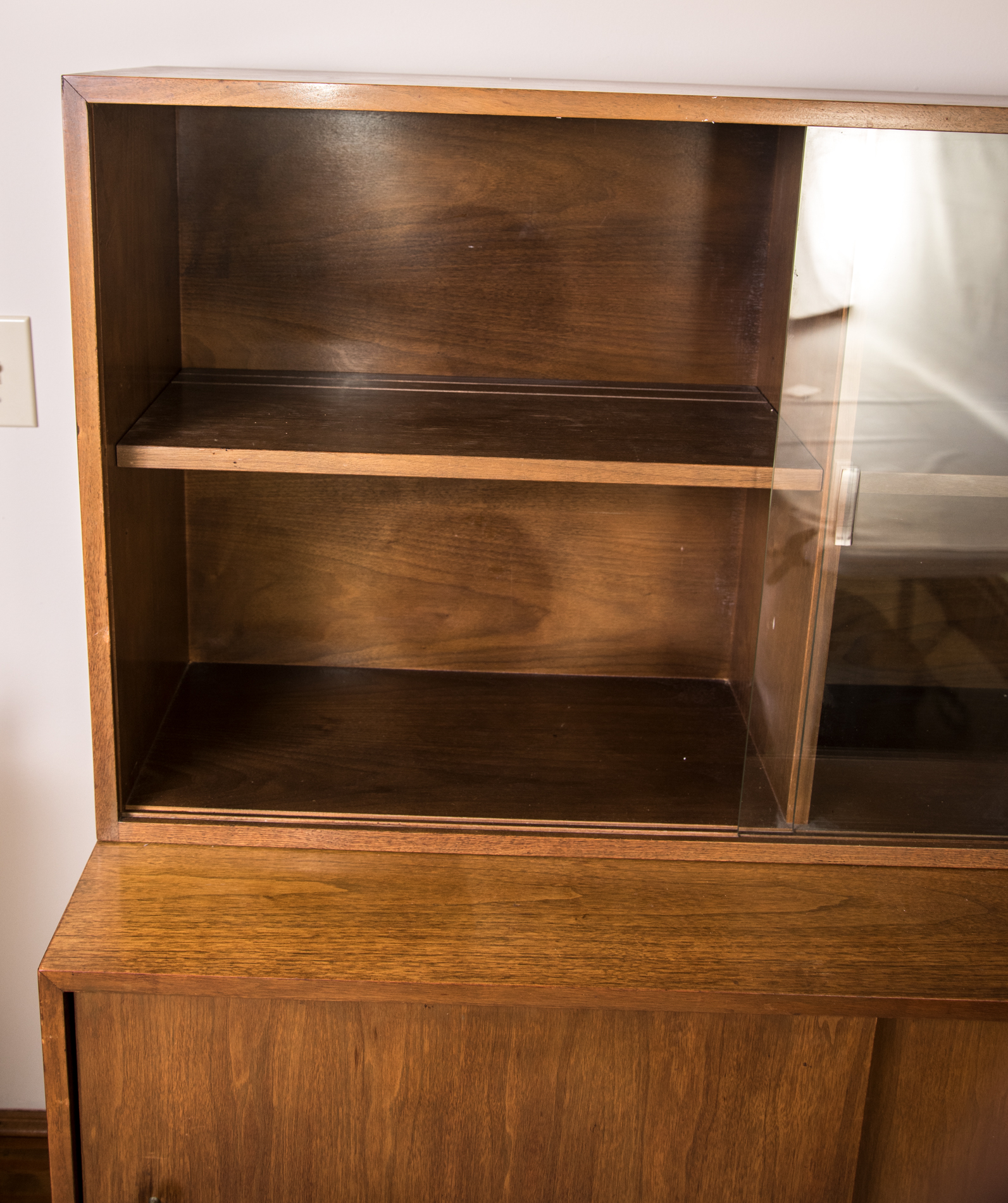 Mid- Century Modern Dining Hutch.