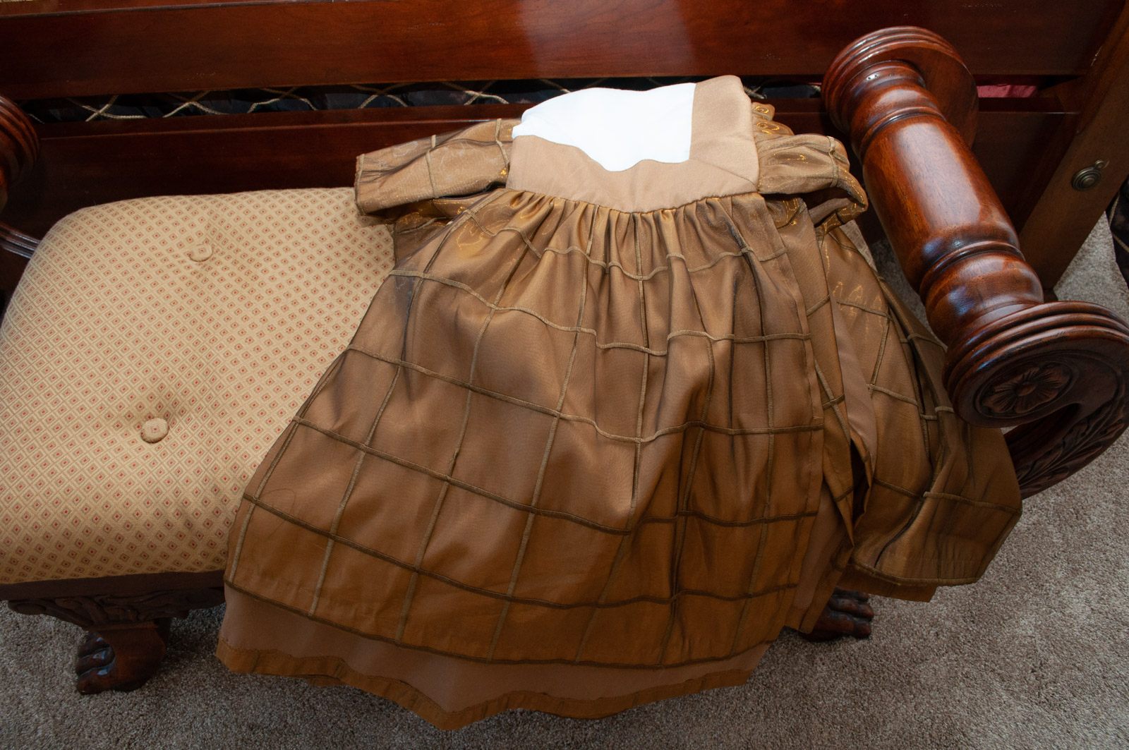 Eastern Accents "Marquise" 10-Piece King Size Bedding Set