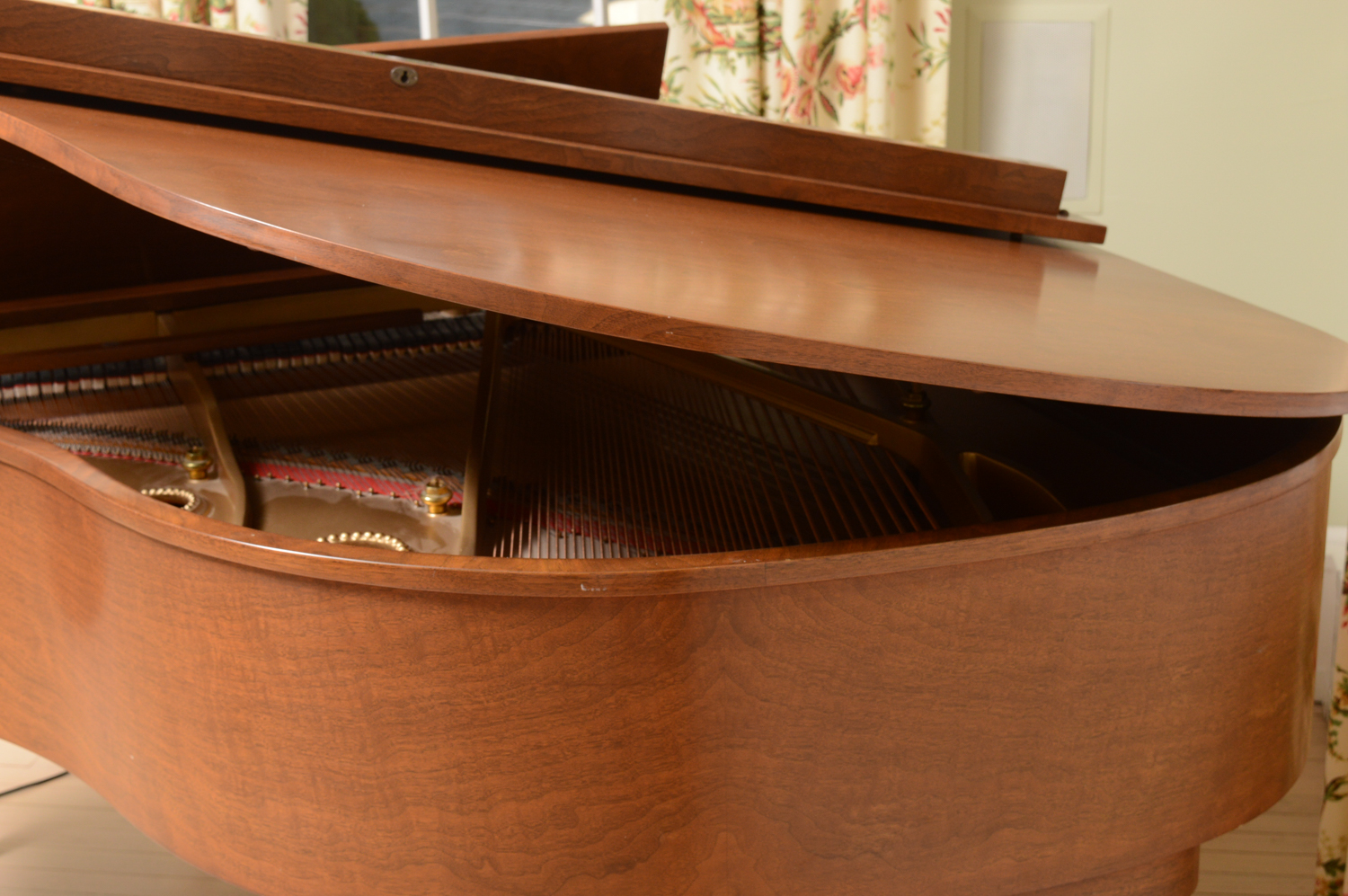 Circa 1949 Baldwin Hamilton Baby Grand Piano With Bench