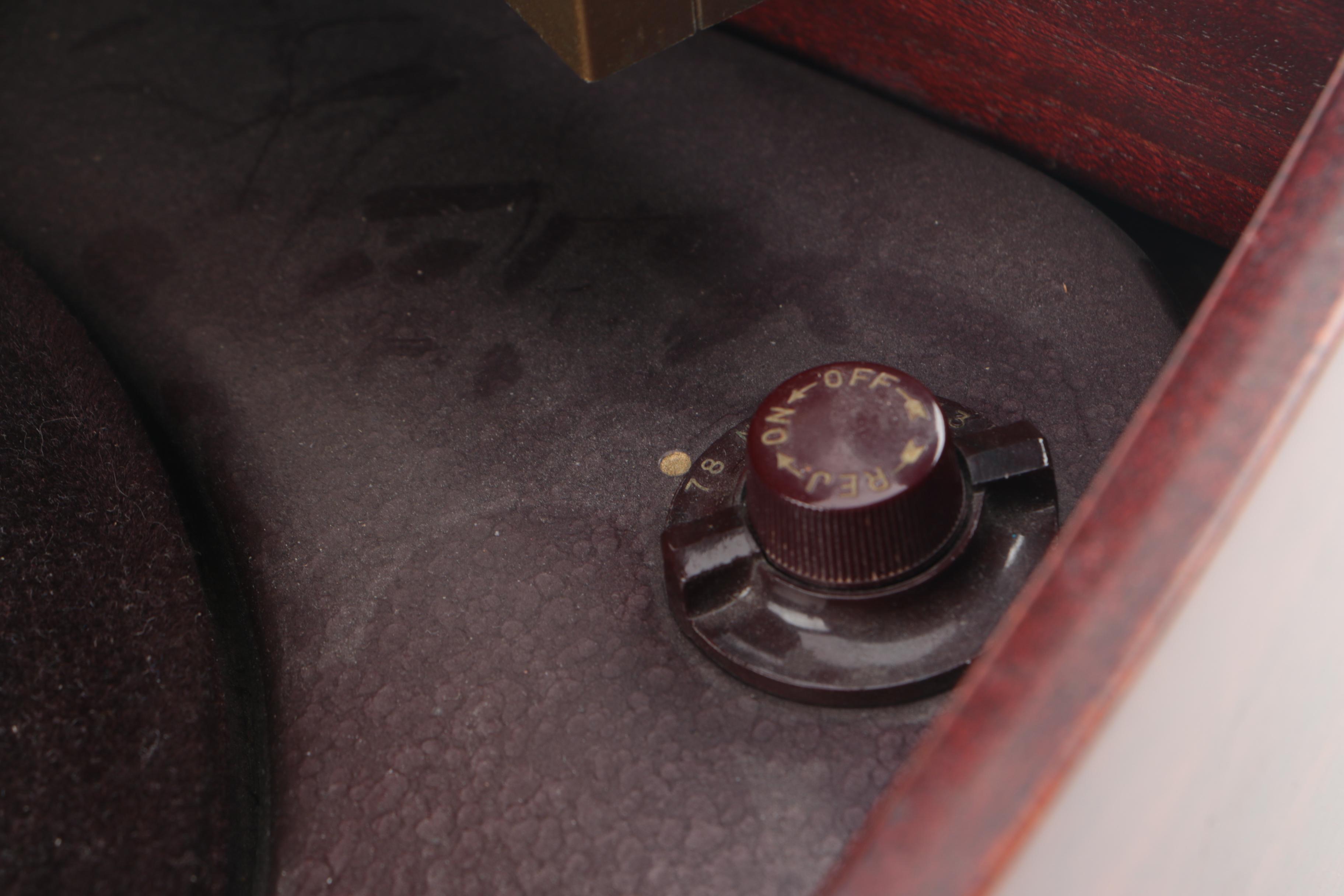 Vintage Columbia 360 Mahogany Three-Speed Mono Phonograph