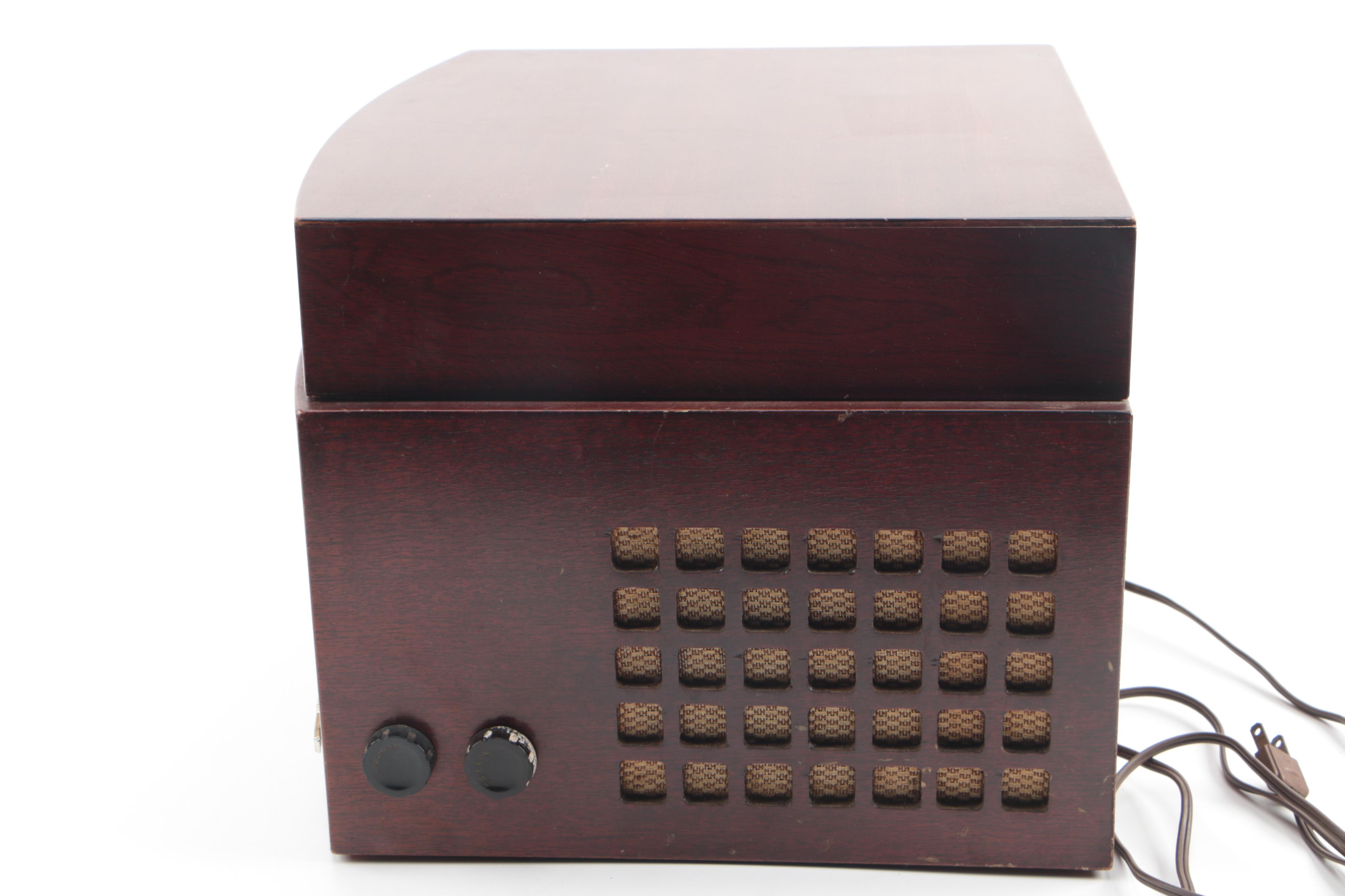 Vintage Columbia 360 Mahogany Three-Speed Mono Phonograph