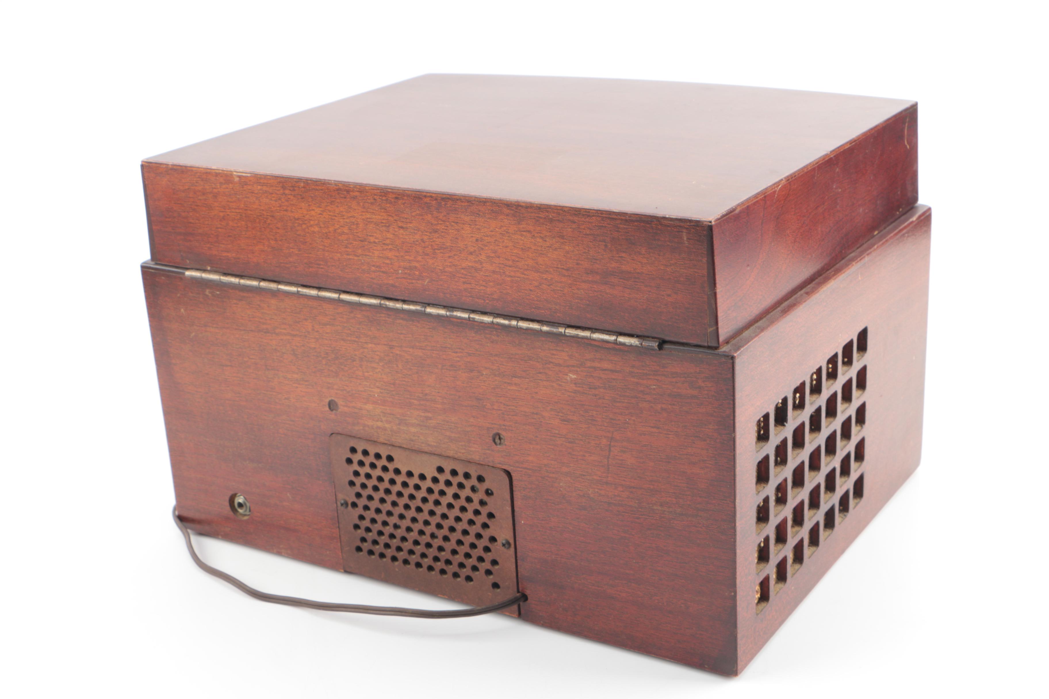 Vintage Columbia 360 Mahogany Three-Speed Mono Phonograph