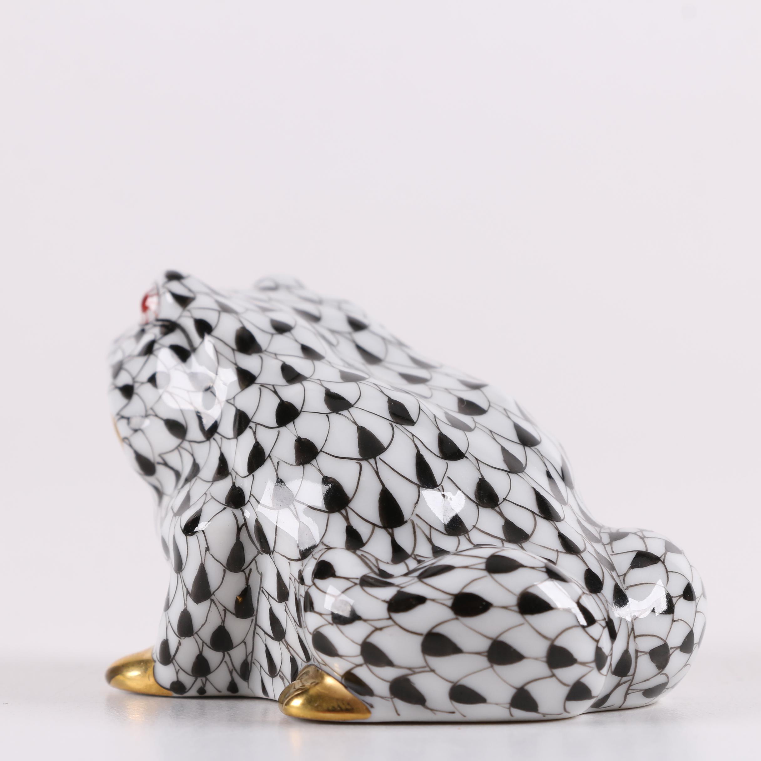 Herend Hungary Hand-Painted Porcelain "Frog Toad" Figurine