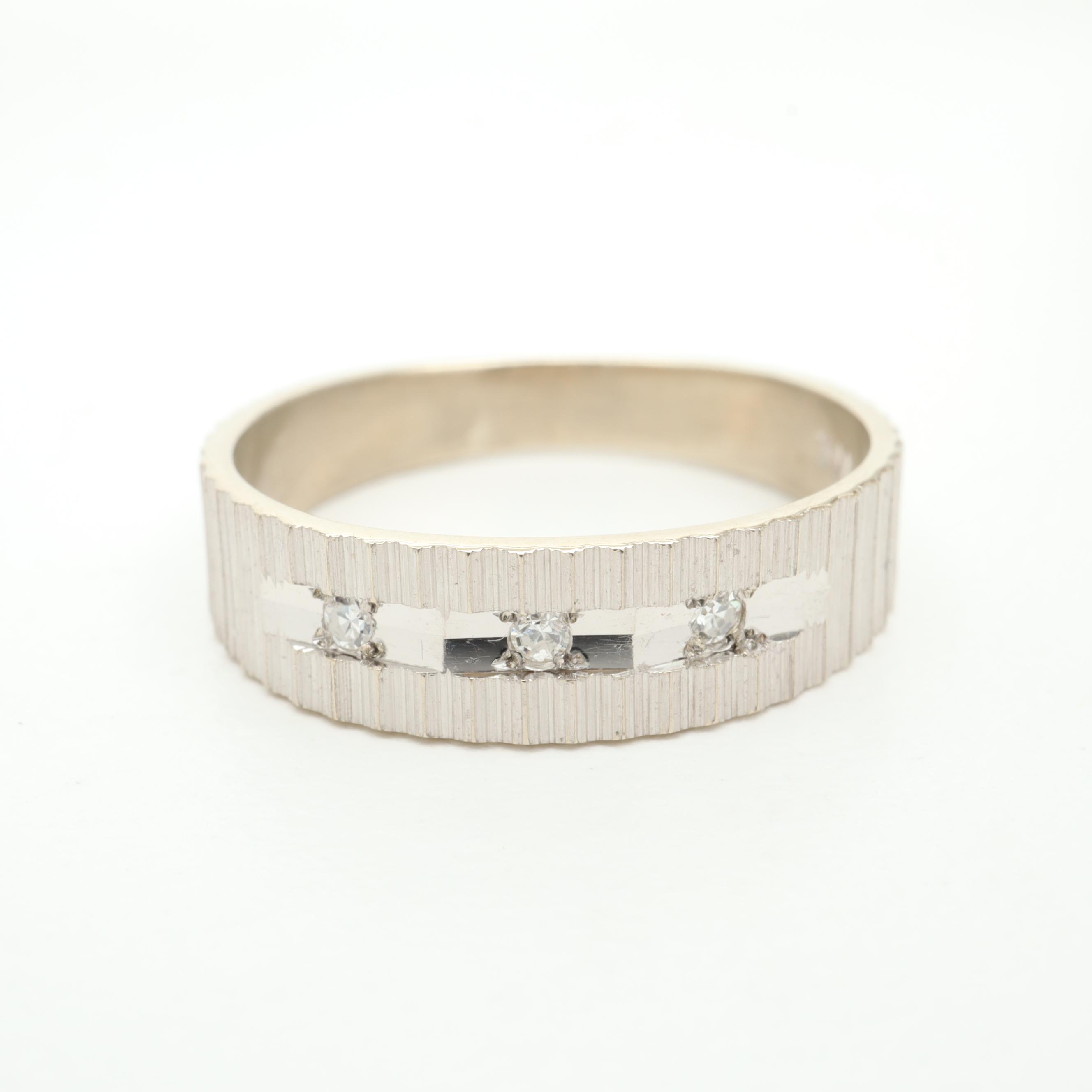 14K White Gold Diamond Ring