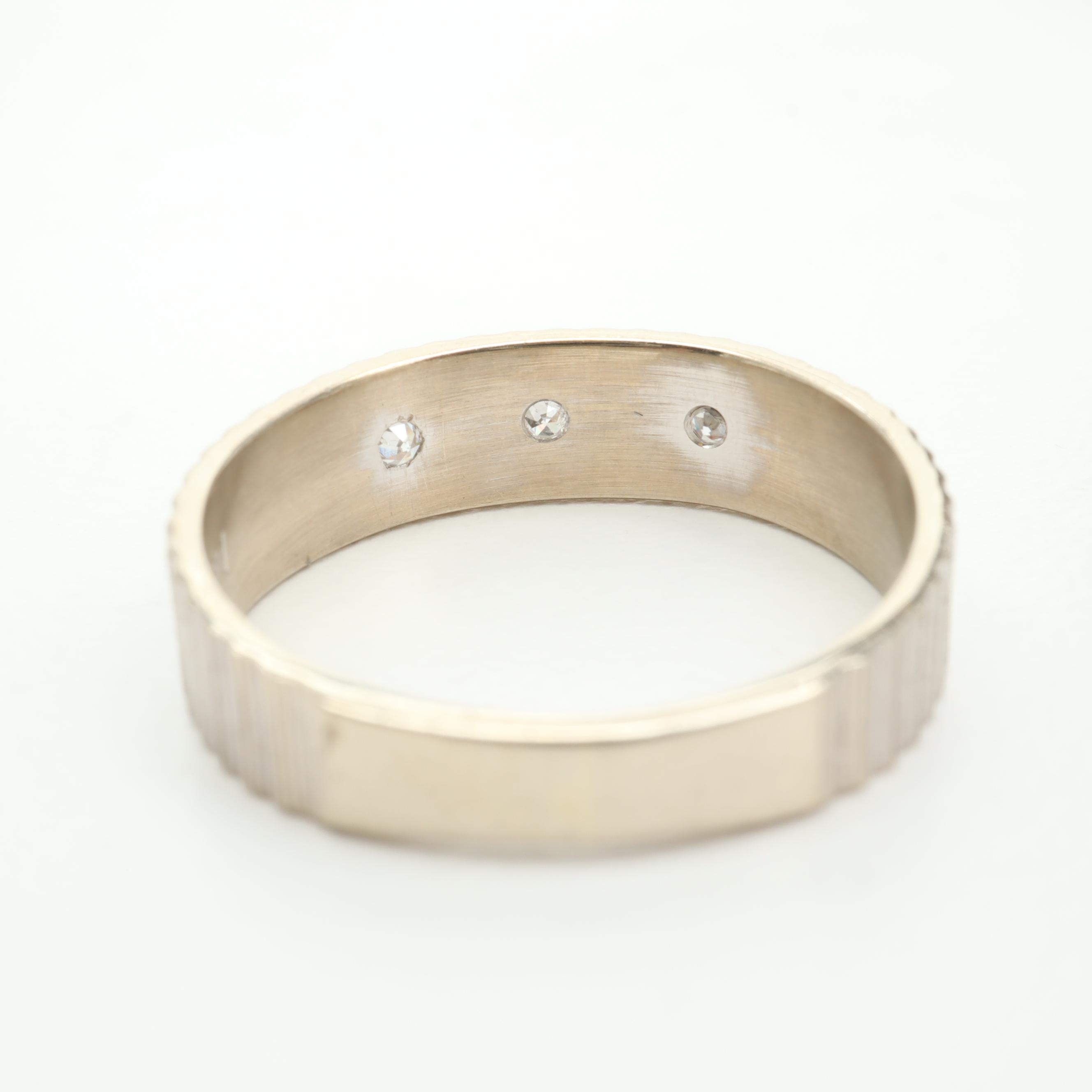 14K White Gold Diamond Ring