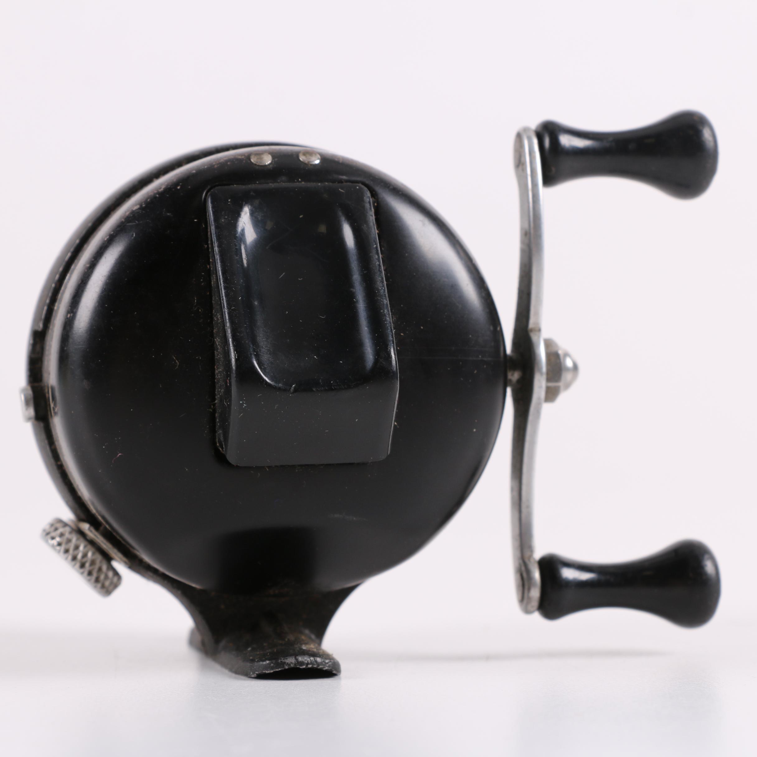 Vintage Fishing Spinning Reels Including Zebco and Johnson