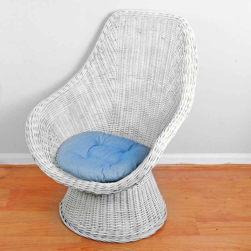 White Wicker Scoop Chair