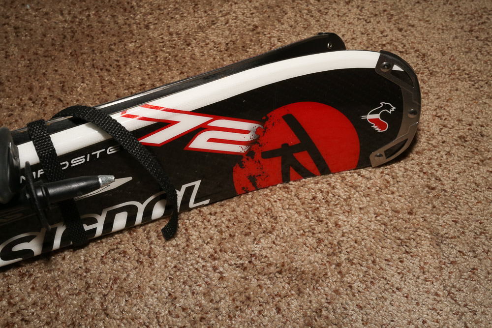 Rossignol Avenger 72 Composite Skis with Axium 100 Bindings and Ski Poles