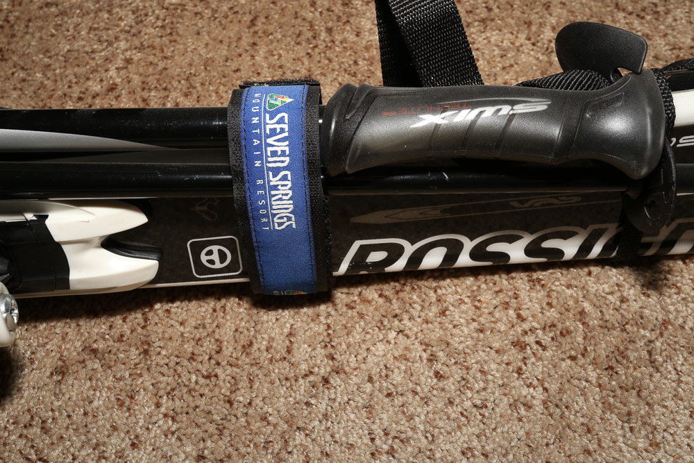 Rossignol Avenger 72 Composite Skis with Axium 100 Bindings and Ski Poles