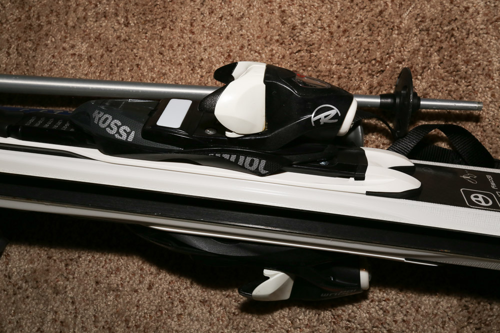 Rossignol Avenger 72 Composite Skis with Axium 100 Bindings and Ski Poles