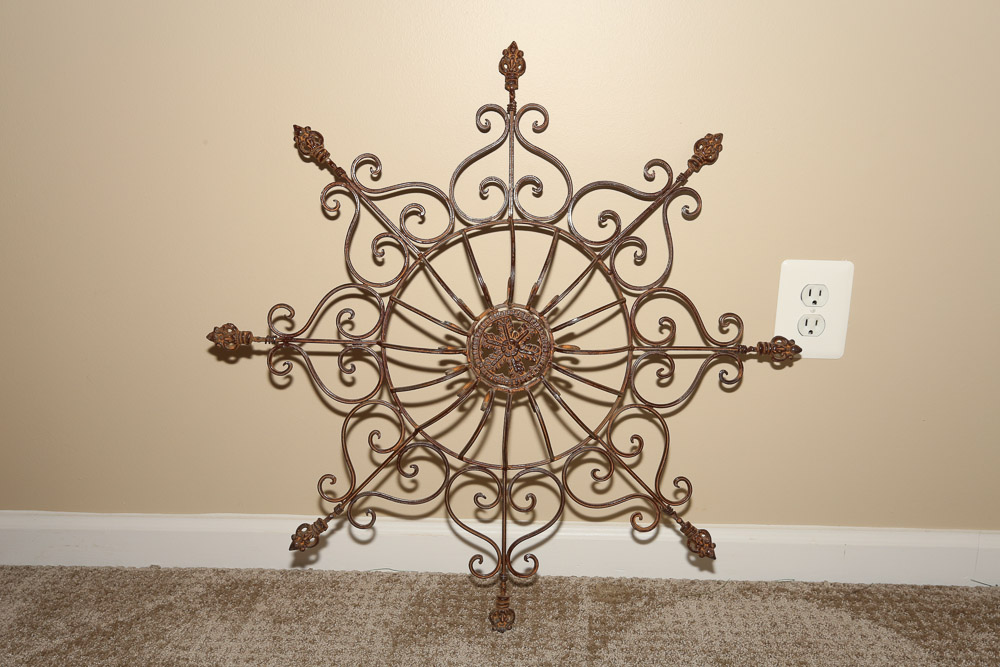 Contemporary Scrolled Metal Foliate Themed Wall Hangings