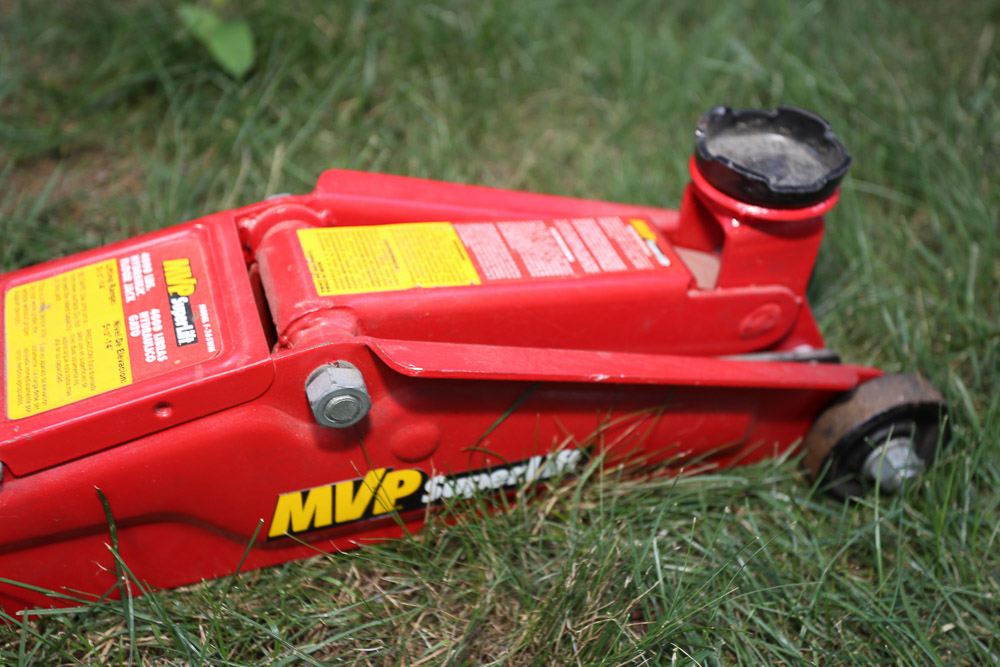 MVP Super Lift F-365WM Floor Jack