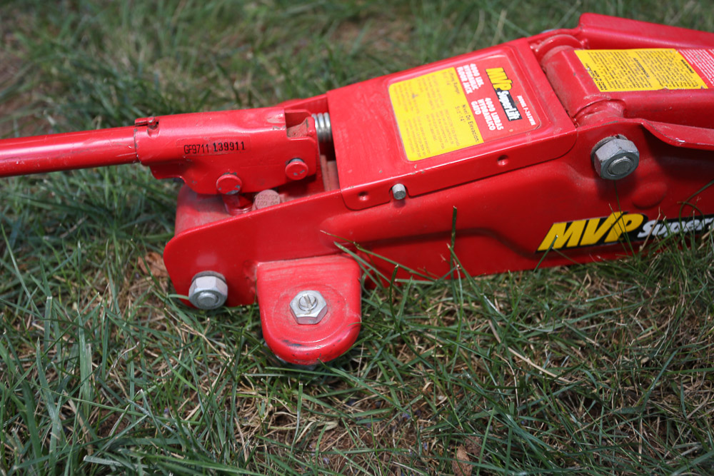 MVP Super Lift F-365WM Floor Jack
