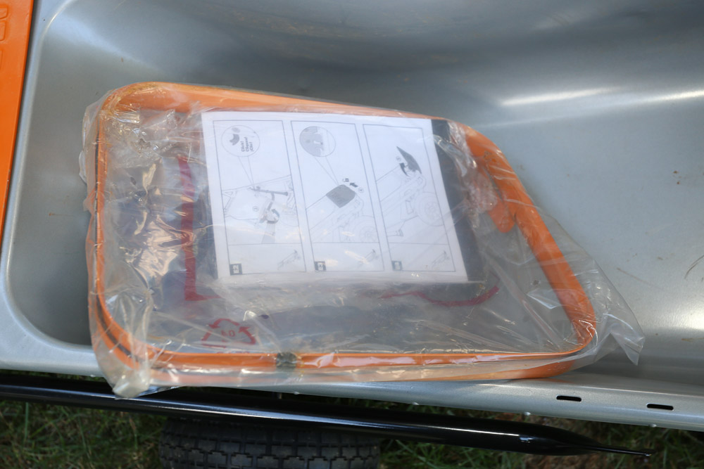 Worx Aerocart 8-in-1 Wheelbarrows/Yard Carts/Dollys