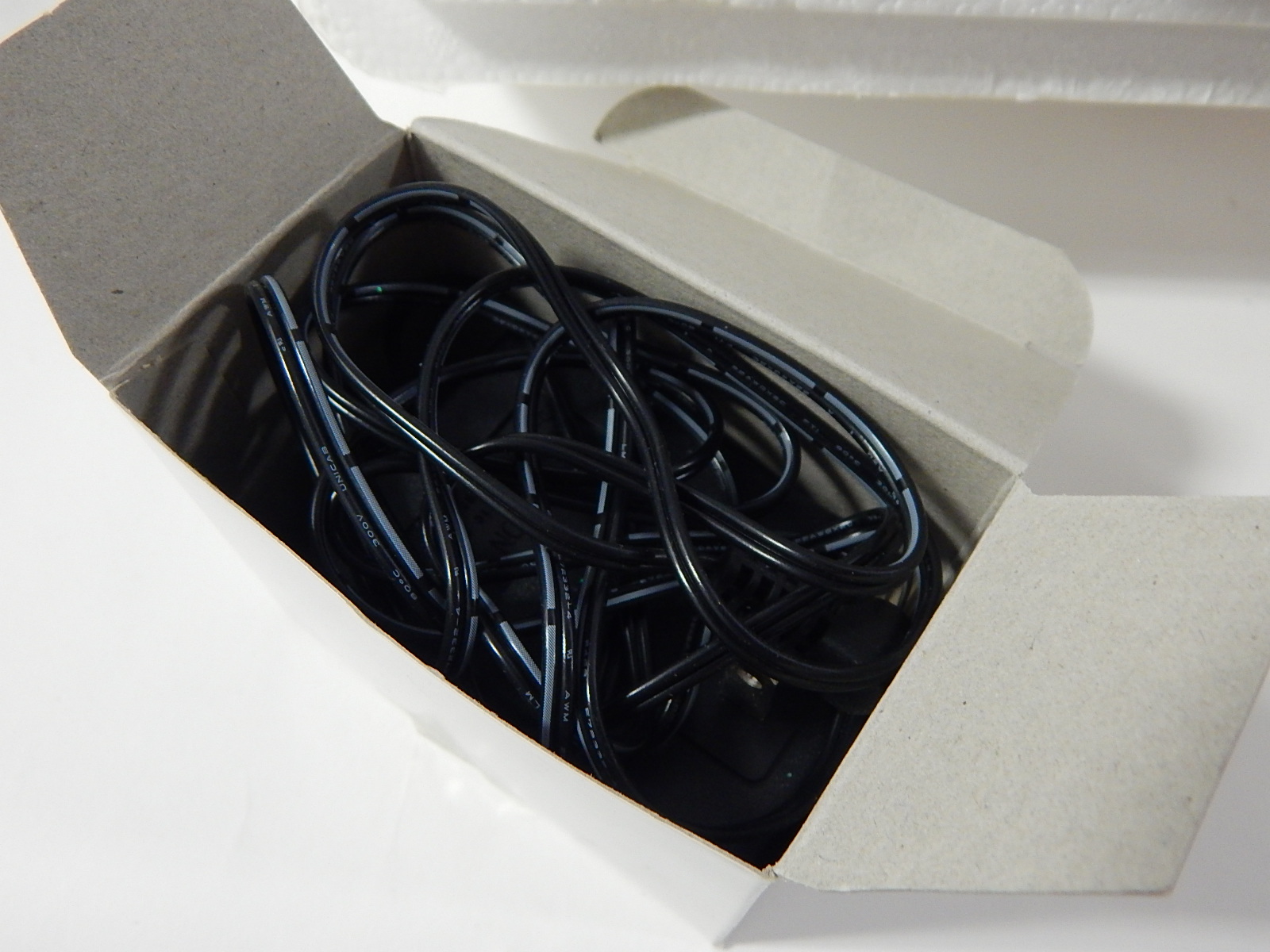 Hawthorne Village Thomas Kinkade "The Night Before Christmas" Story House