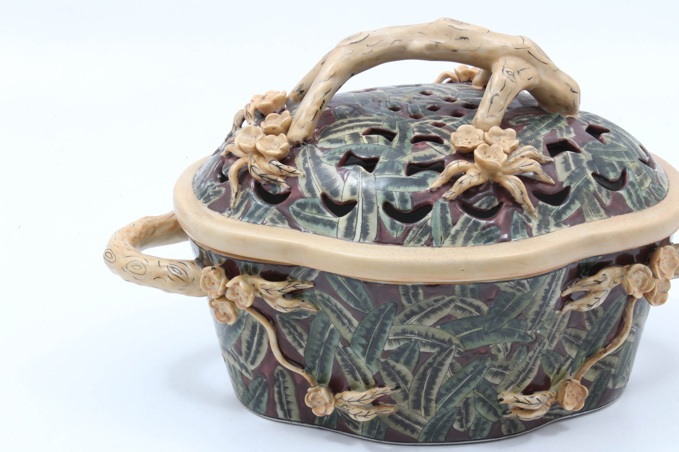 Chinese Majolica Style Decorative Ceramic Tureen