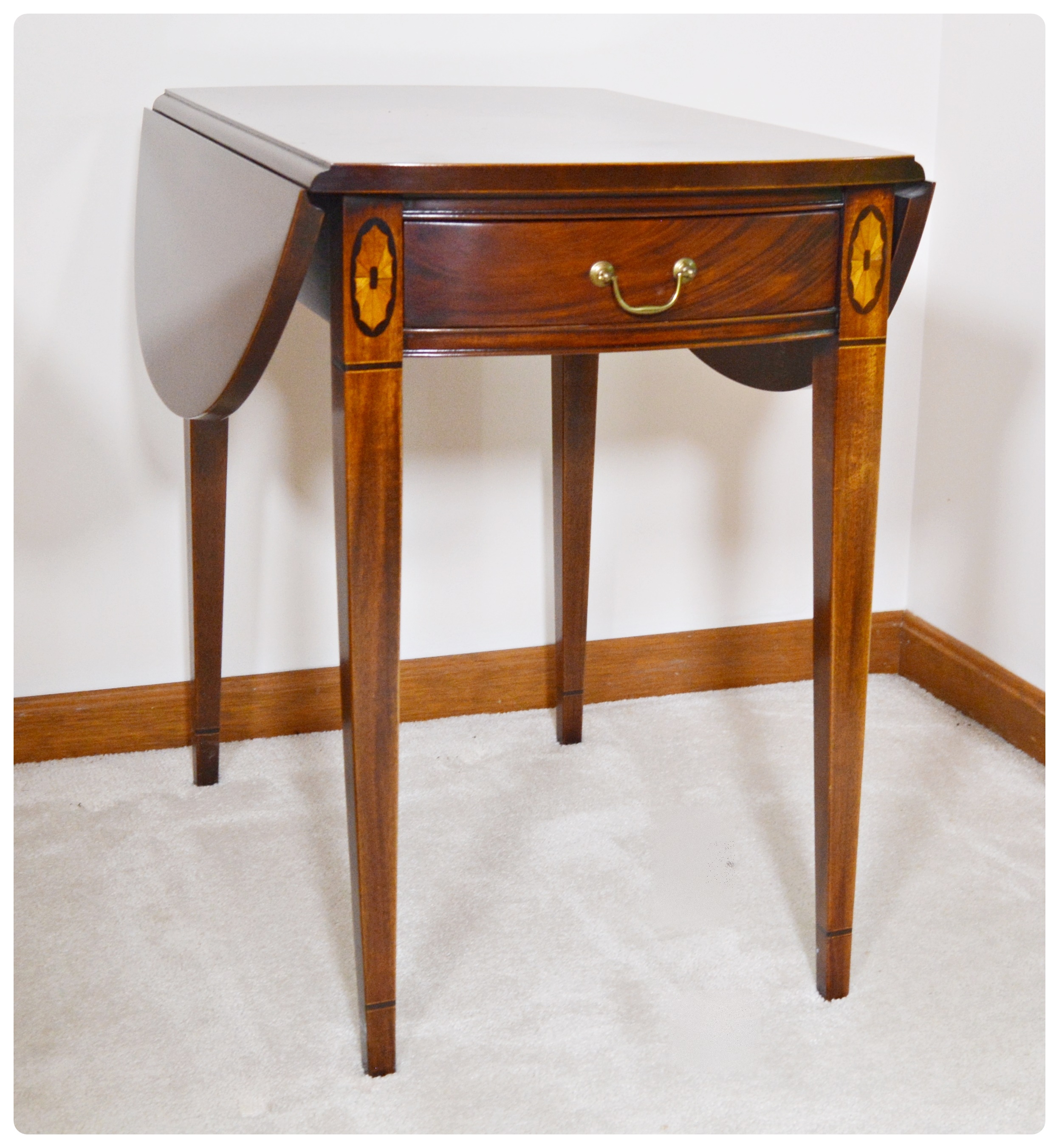 Hickory Chair Co. "James River Plantation Collection" Pembroke Side Table