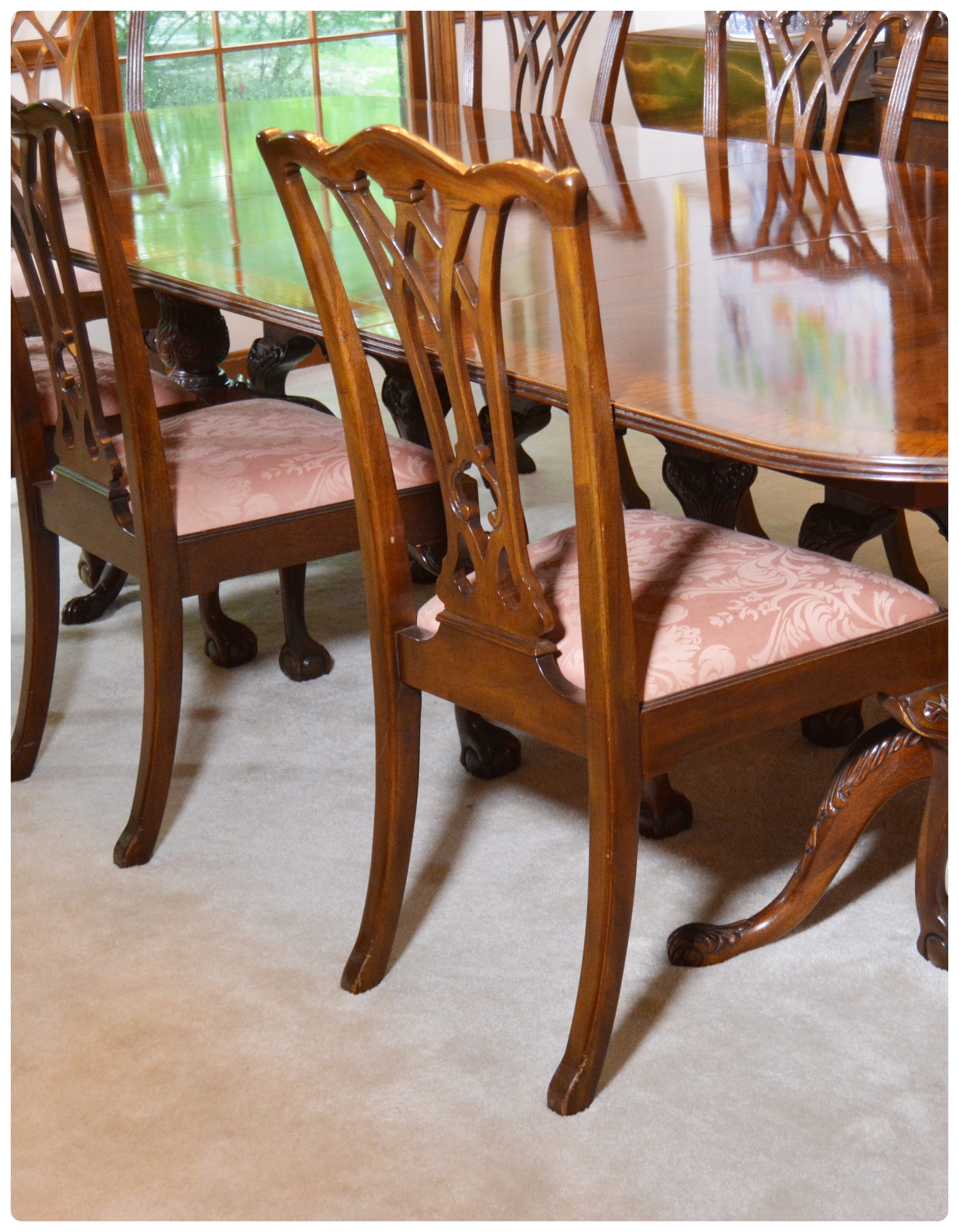 Drexel-Heritage "Heirloom" Collection Chippendale Style Dining Table and Chairs