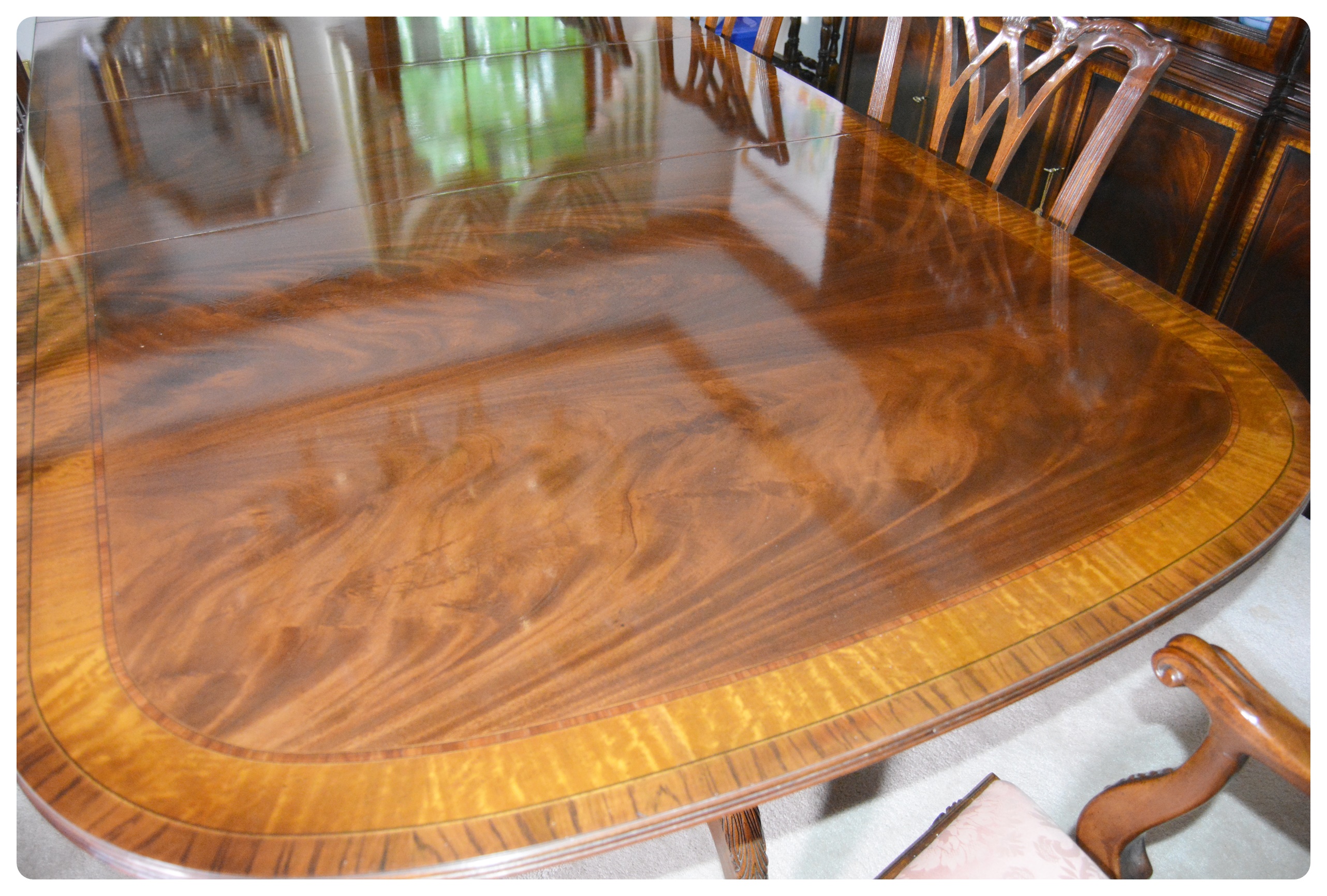 Drexel-Heritage "Heirloom" Collection Chippendale Style Dining Table and Chairs