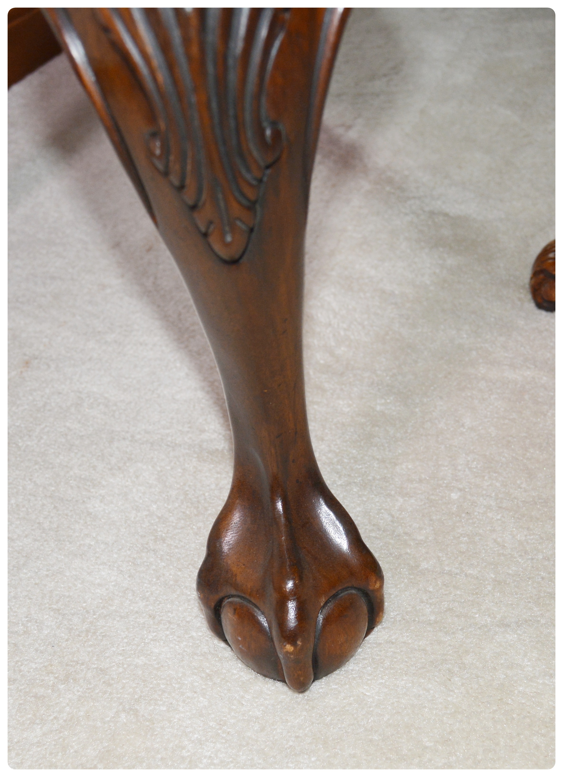 Drexel-Heritage "Heirloom" Collection Chippendale Style Dining Table and Chairs