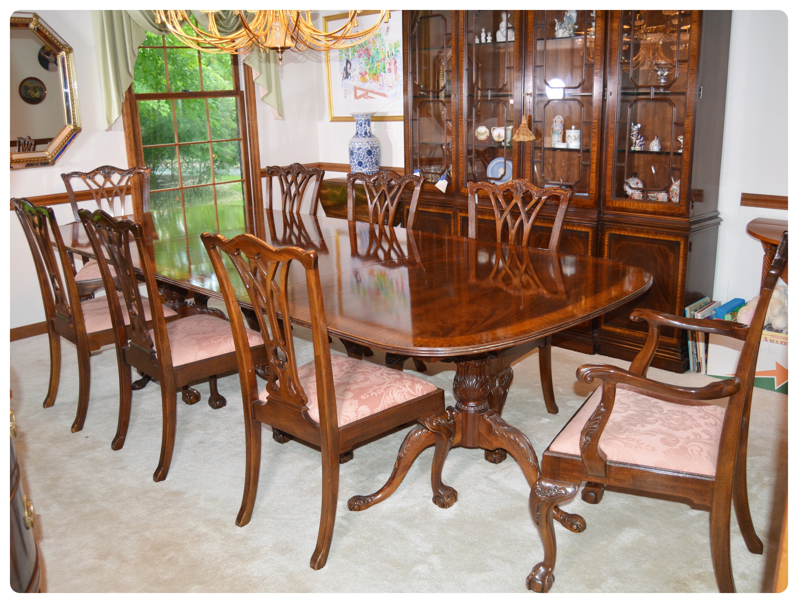 Drexel-Heritage "Heirloom" Collection Chippendale Style Dining Table and Chairs