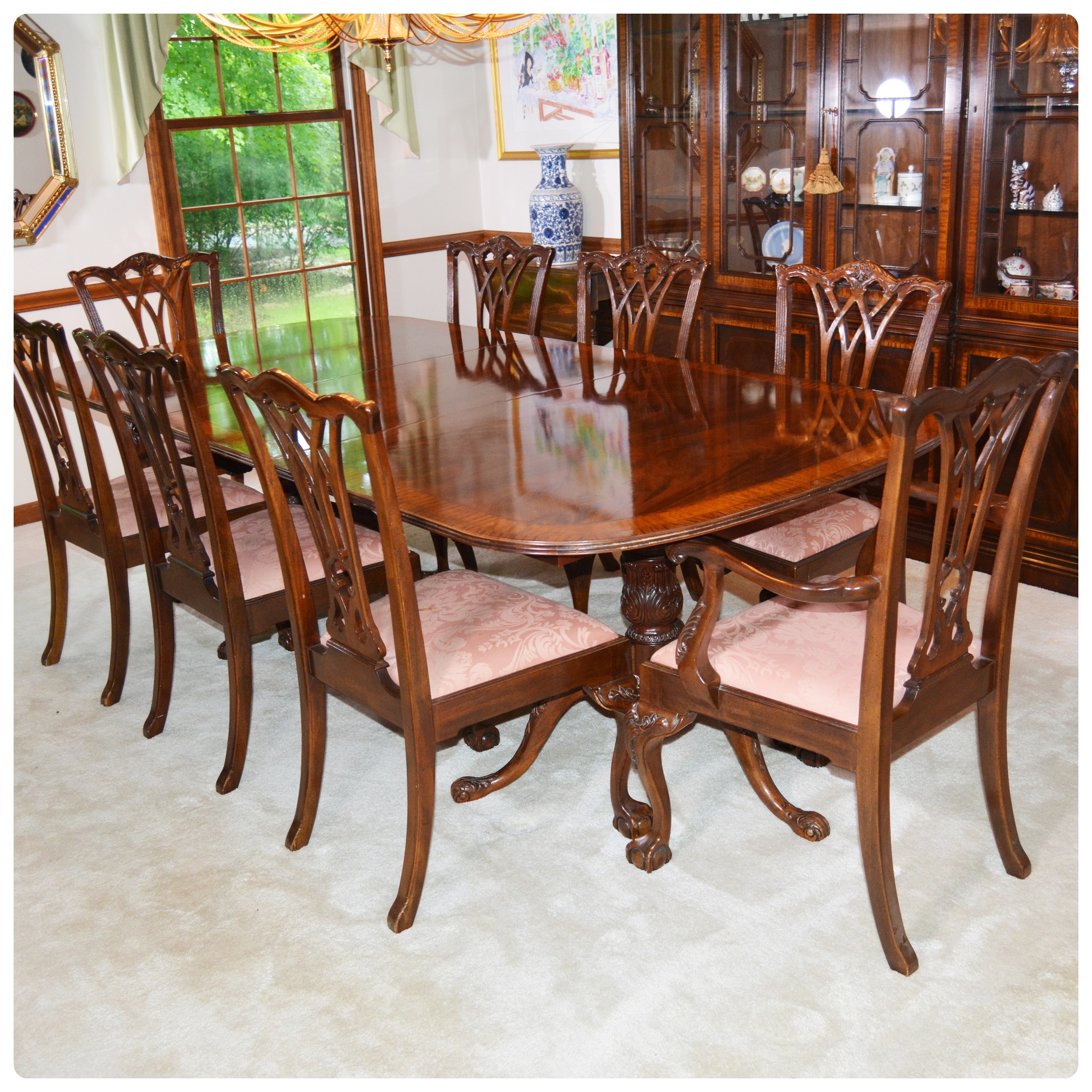 Drexel-Heritage "Heirloom" Collection Chippendale Style Dining Table and Chairs