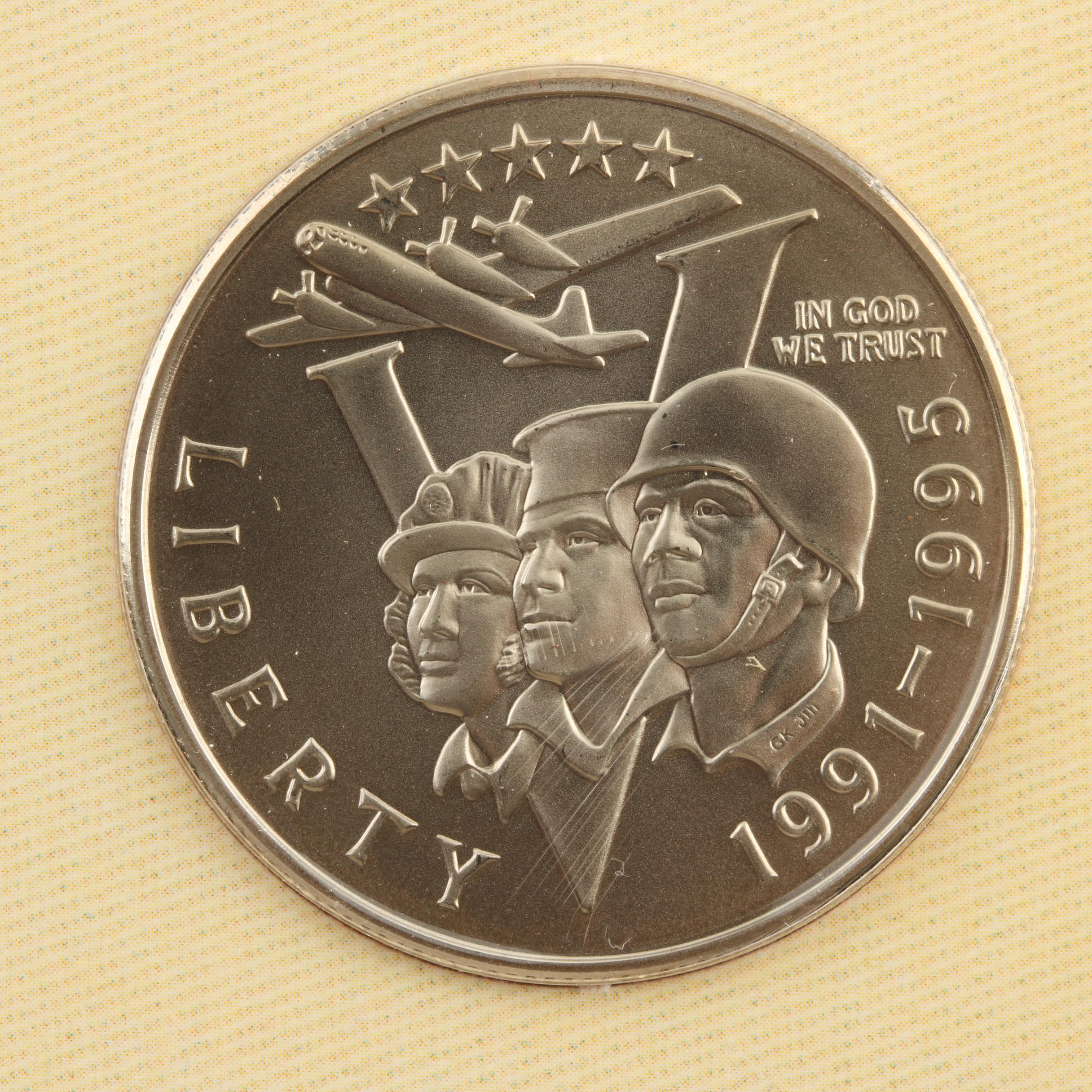 World War II 50th Anniversary Commemorative Coin and Victory Medal Set