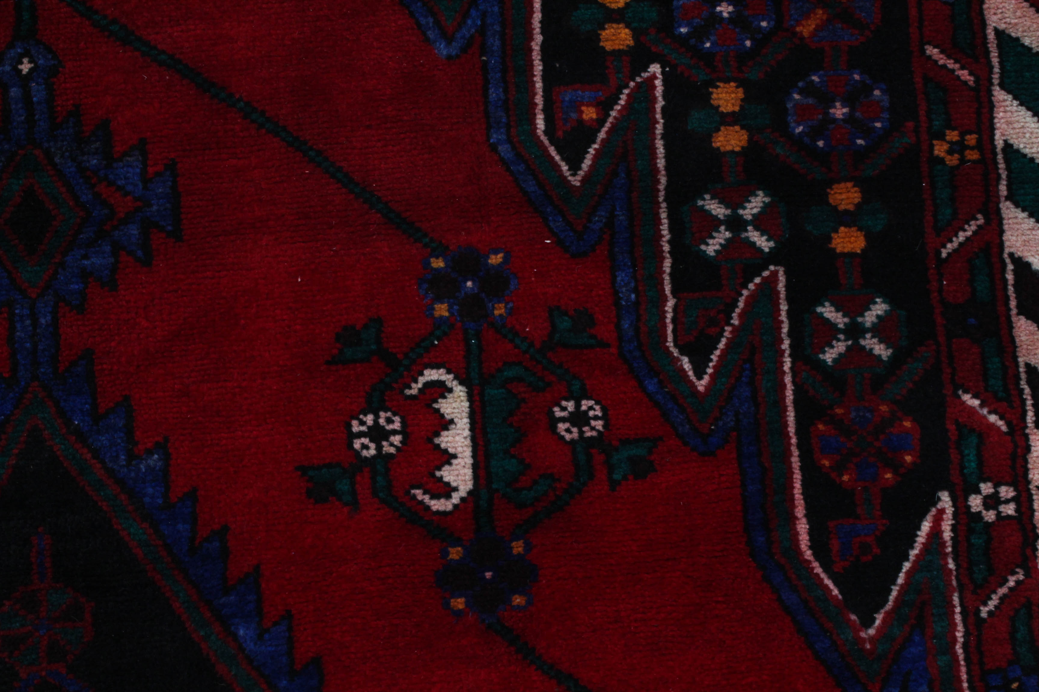 Hand-Knotted Persian Zanjan Rug