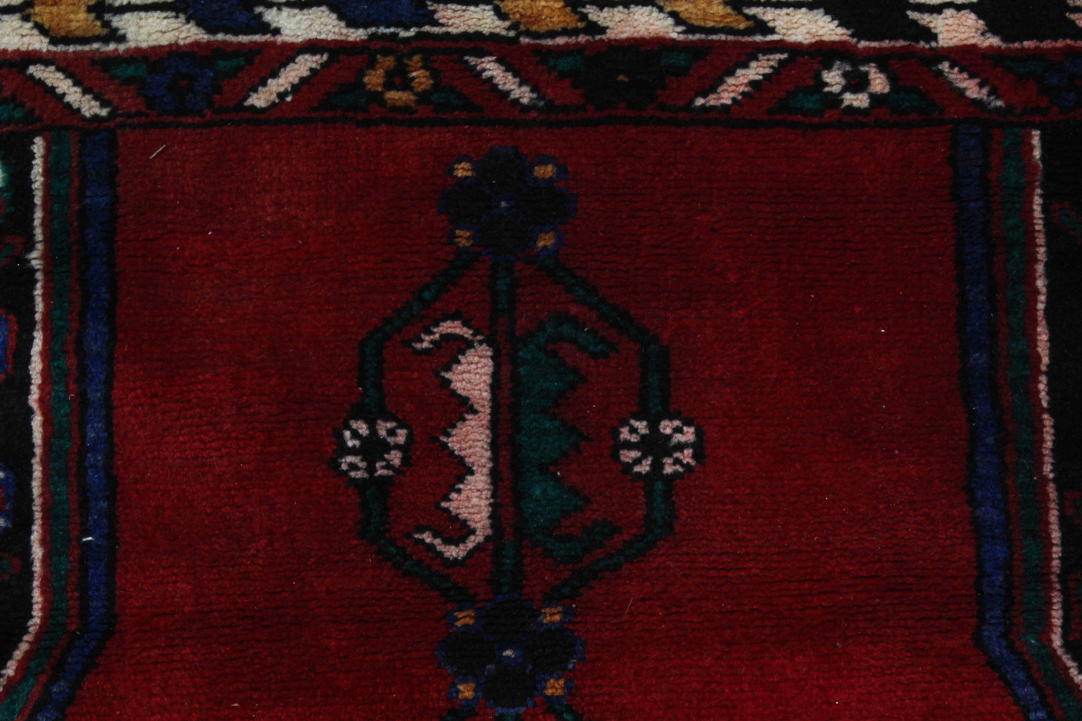 Hand-Knotted Persian Zanjan Rug