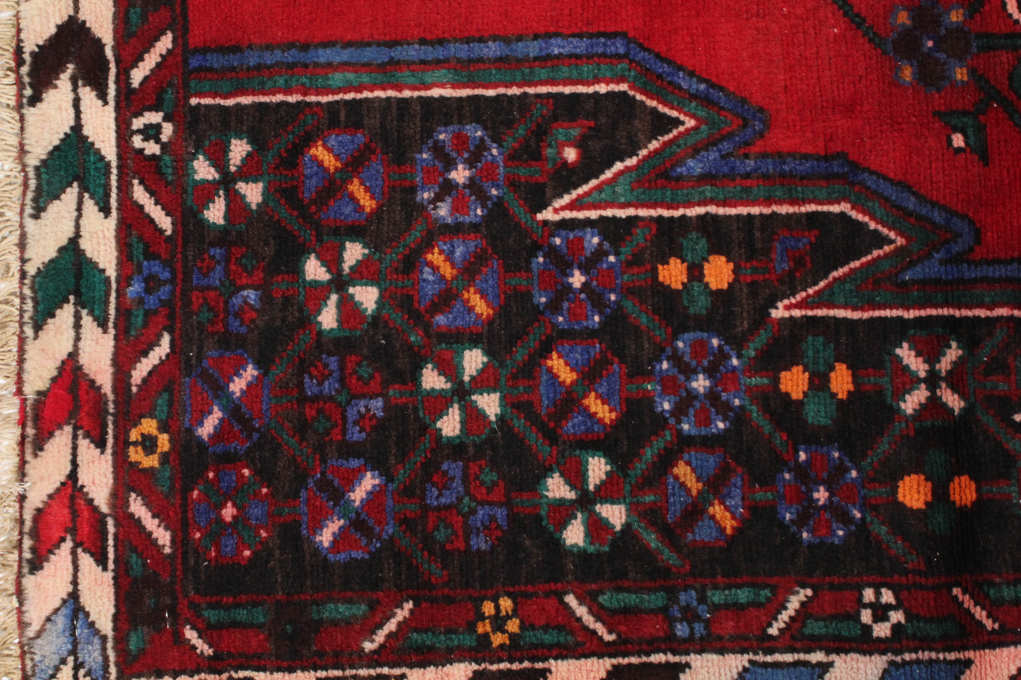 Hand-Knotted Persian Zanjan Rug
